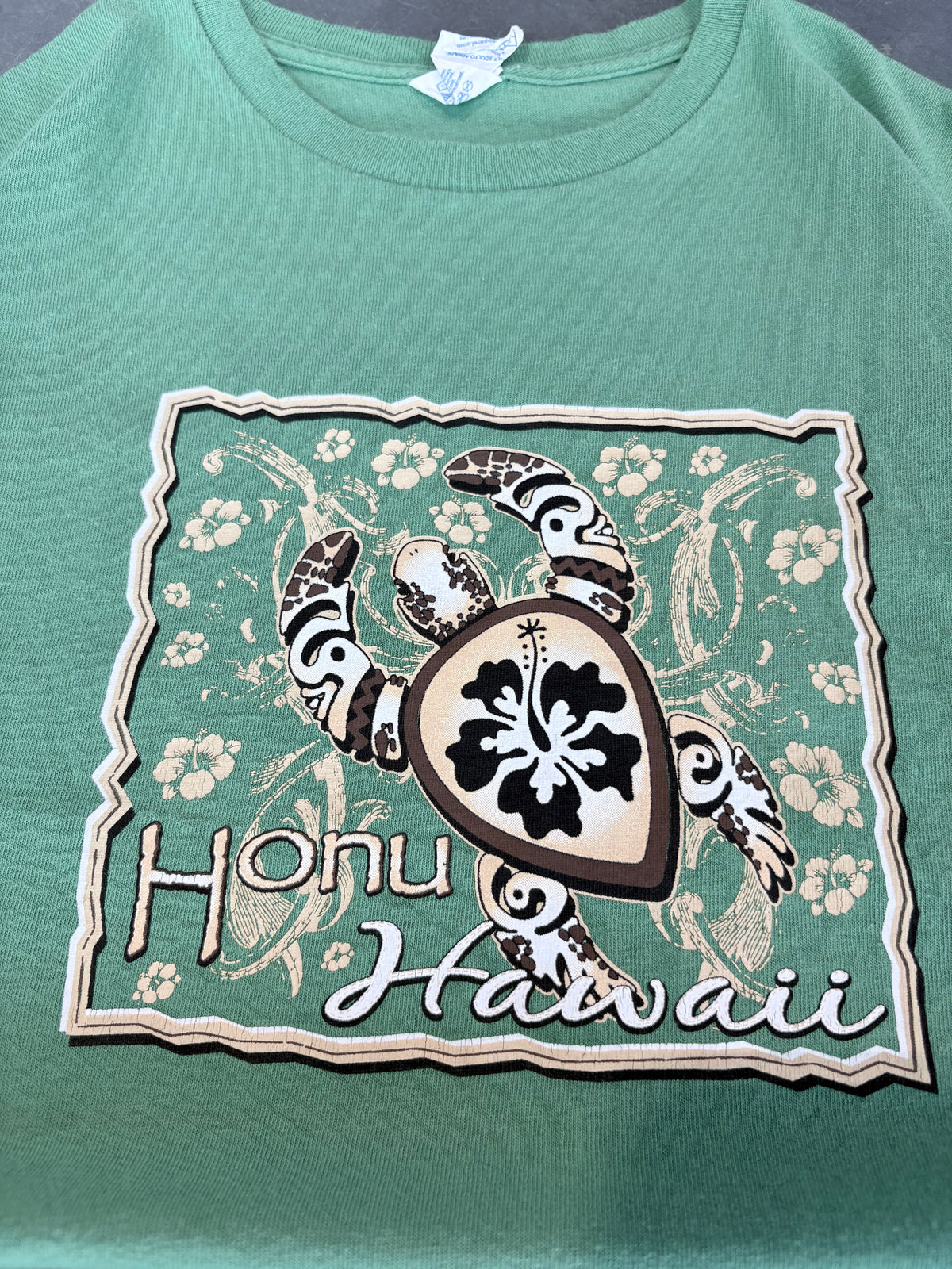 Y2K Honu Hawaii Graphic Tee
