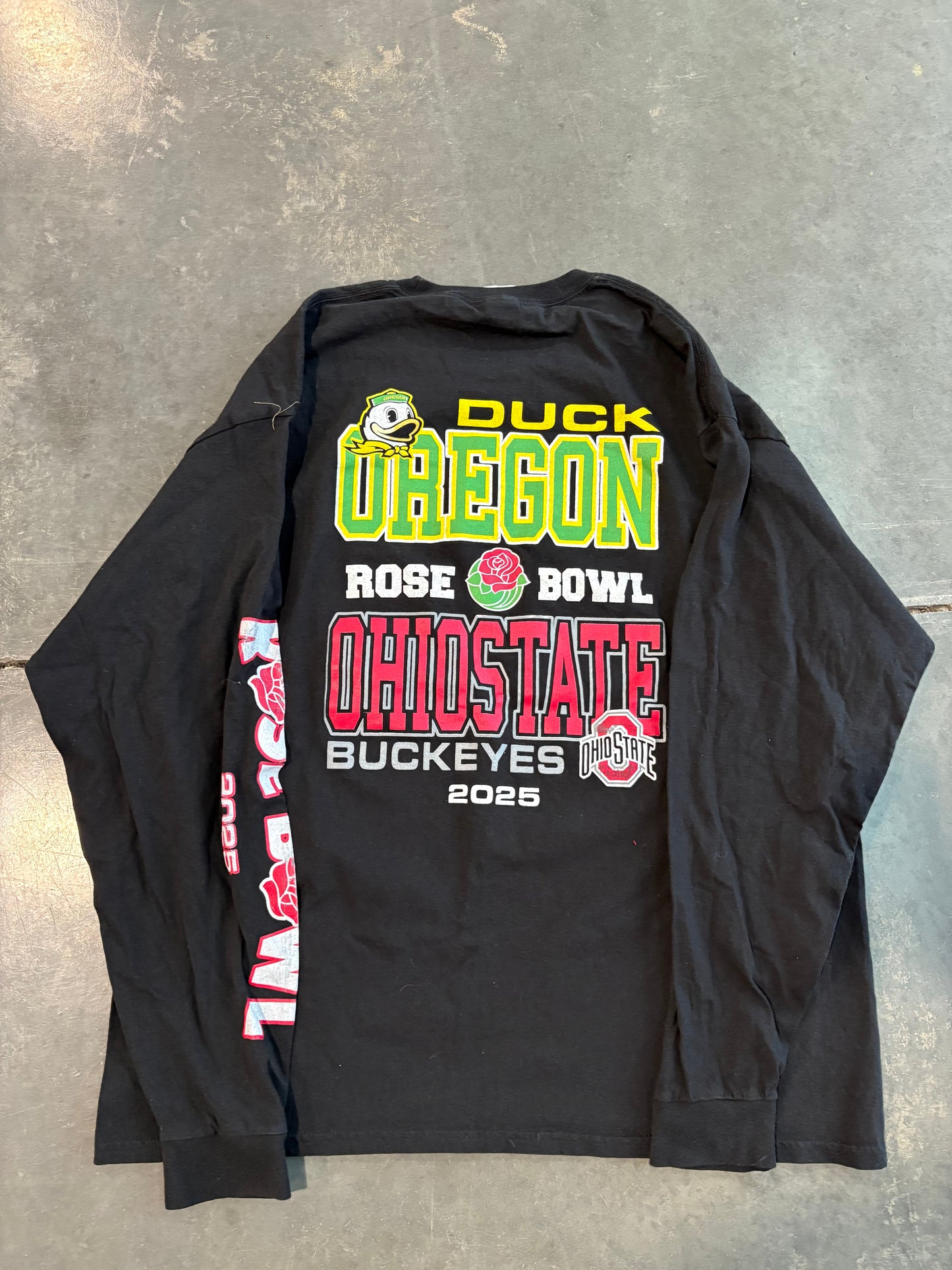 2025 Oregon Ducks vs Ohio State Buckeyes Rose Bowl Graphic Tee