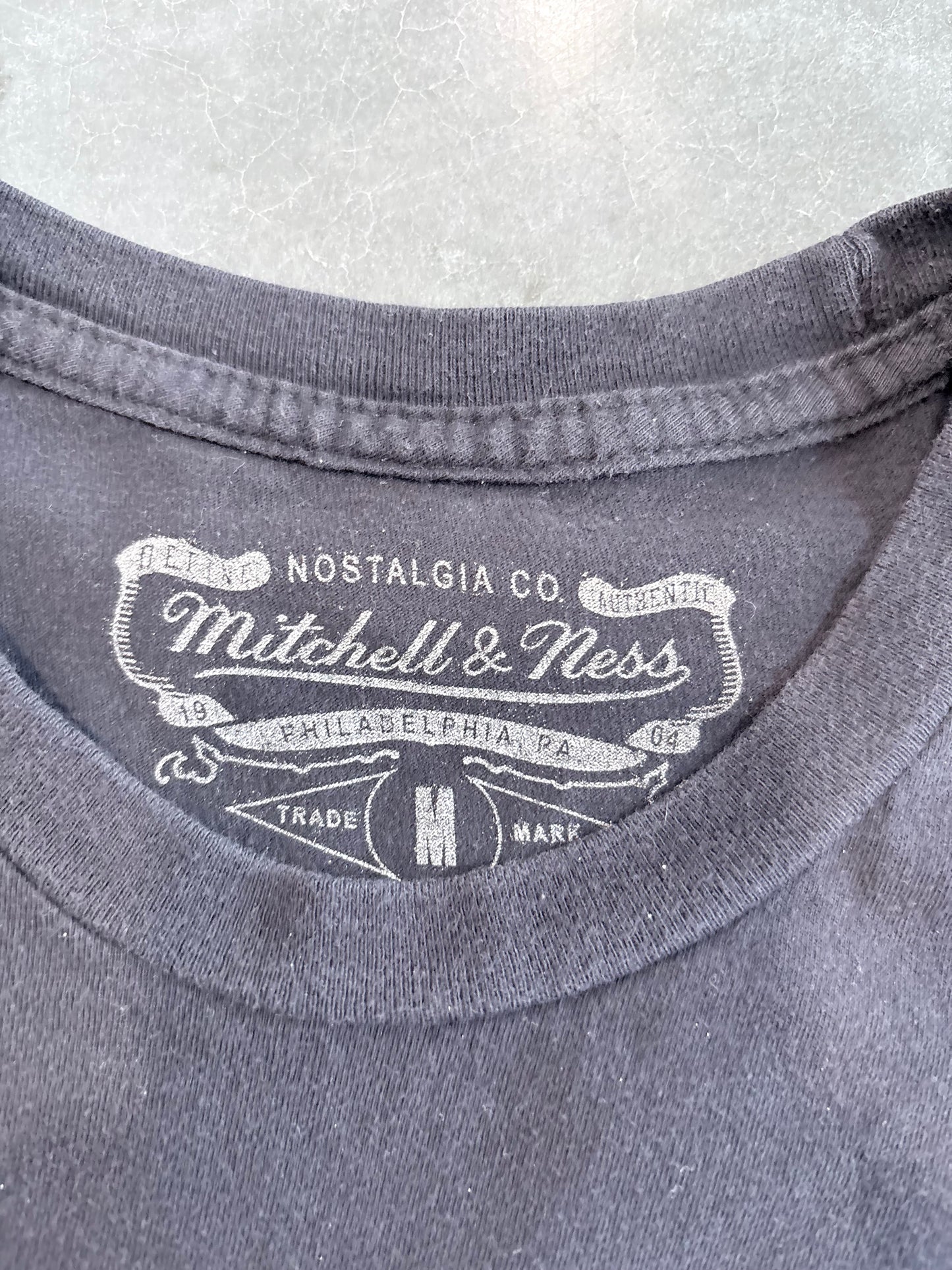 LA Lakers 3 Peat Mitchell & Ness Graphic Tee