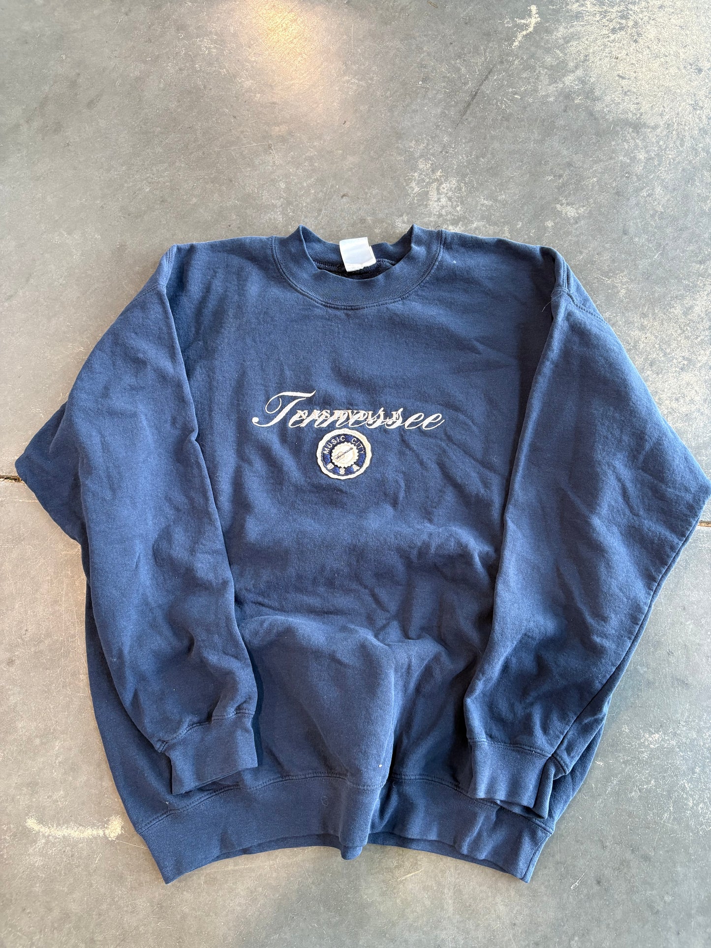 Vintage Y2K Tennessee Graphic Sweater