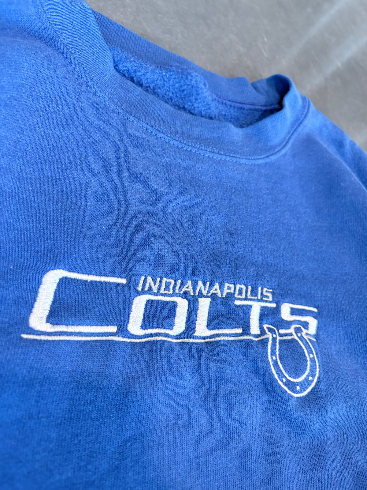 Vintage Indiana Colts Football Embroidered Graphic Sweatero