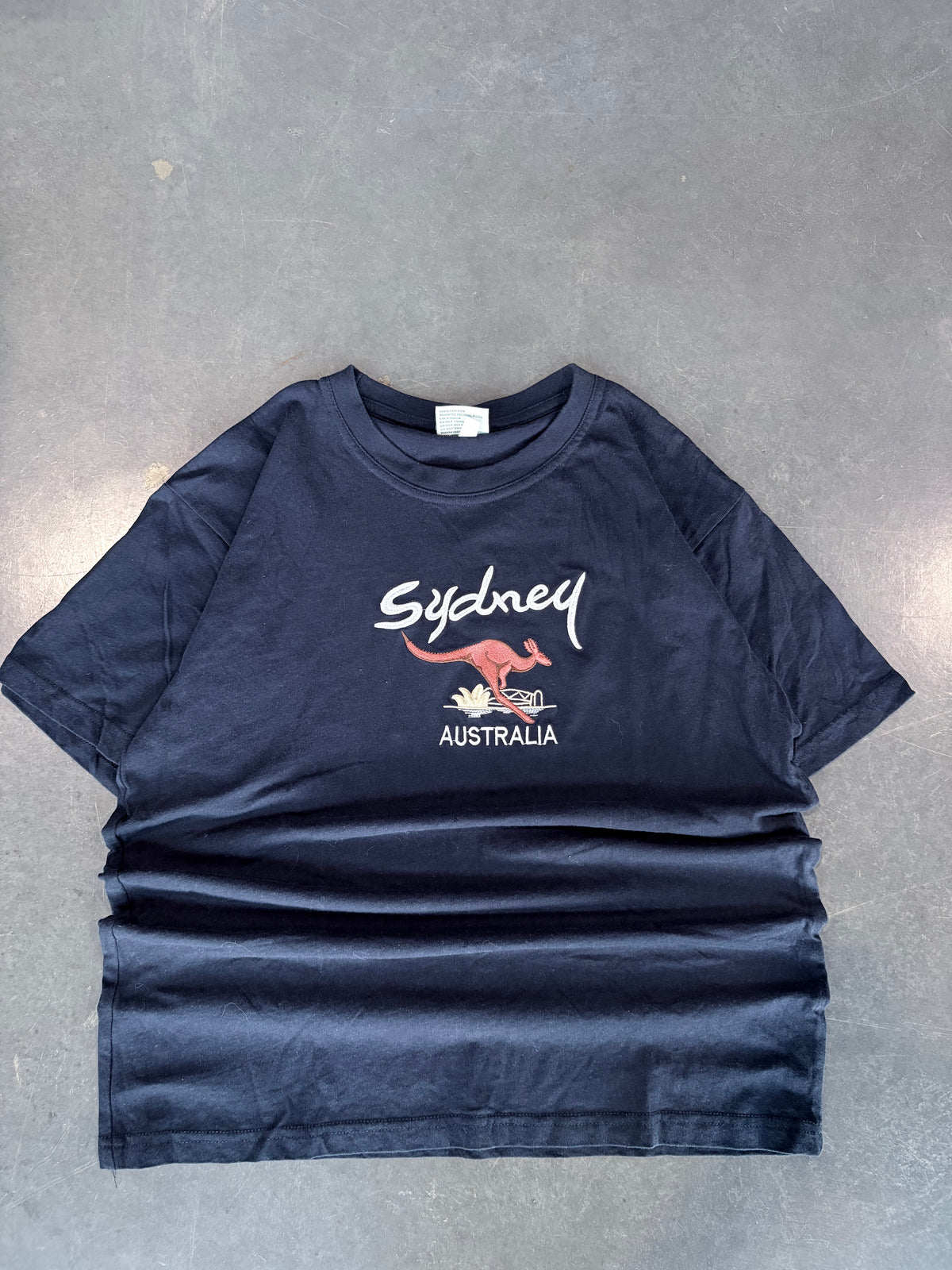Vintage Y2K Sydney Australia Kangaroo Embroidered Graphic Tee