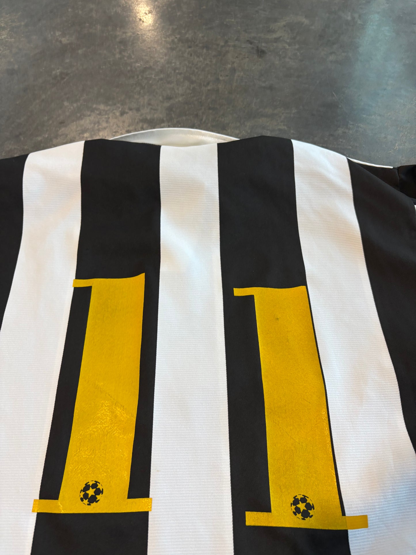 Juventus 1999-00 Attack Champions League Home Jersey