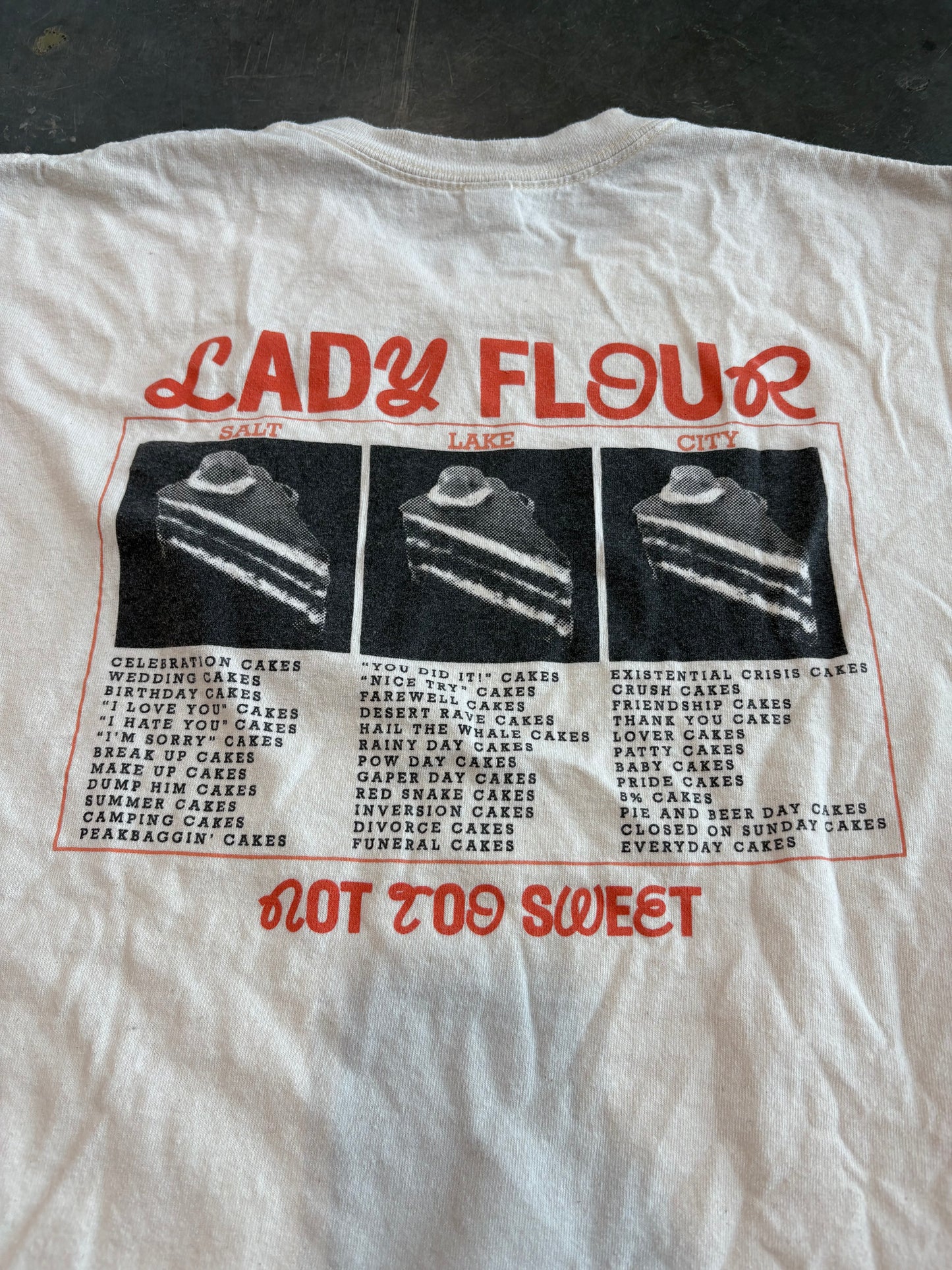 Lady Flour Graphic Tee