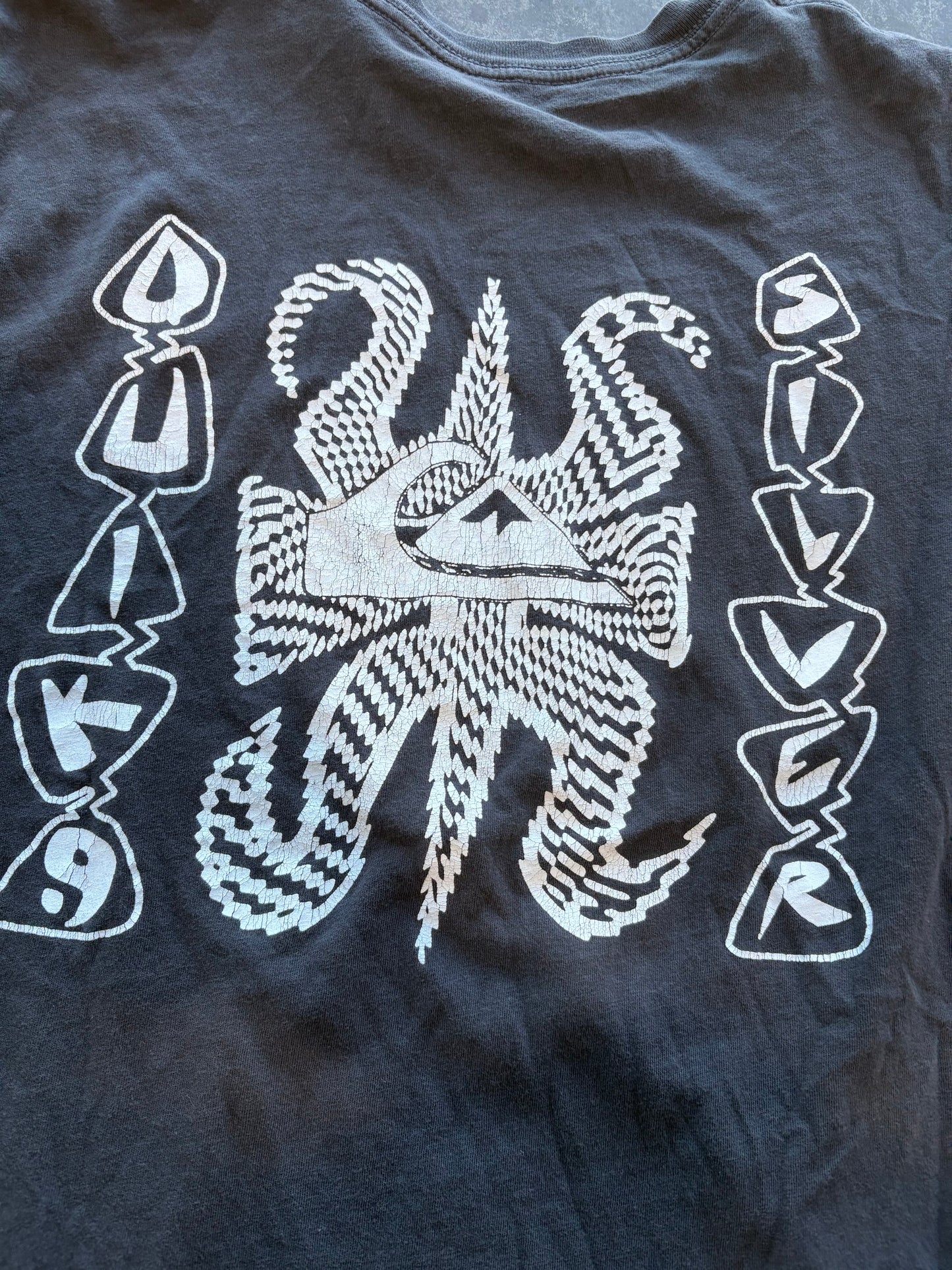 Quicksilver Grunge Graphic Tee