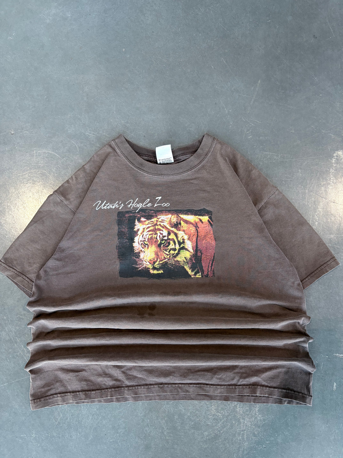 Vintage Y2K Utah Hogle Zoo Graphic Tee