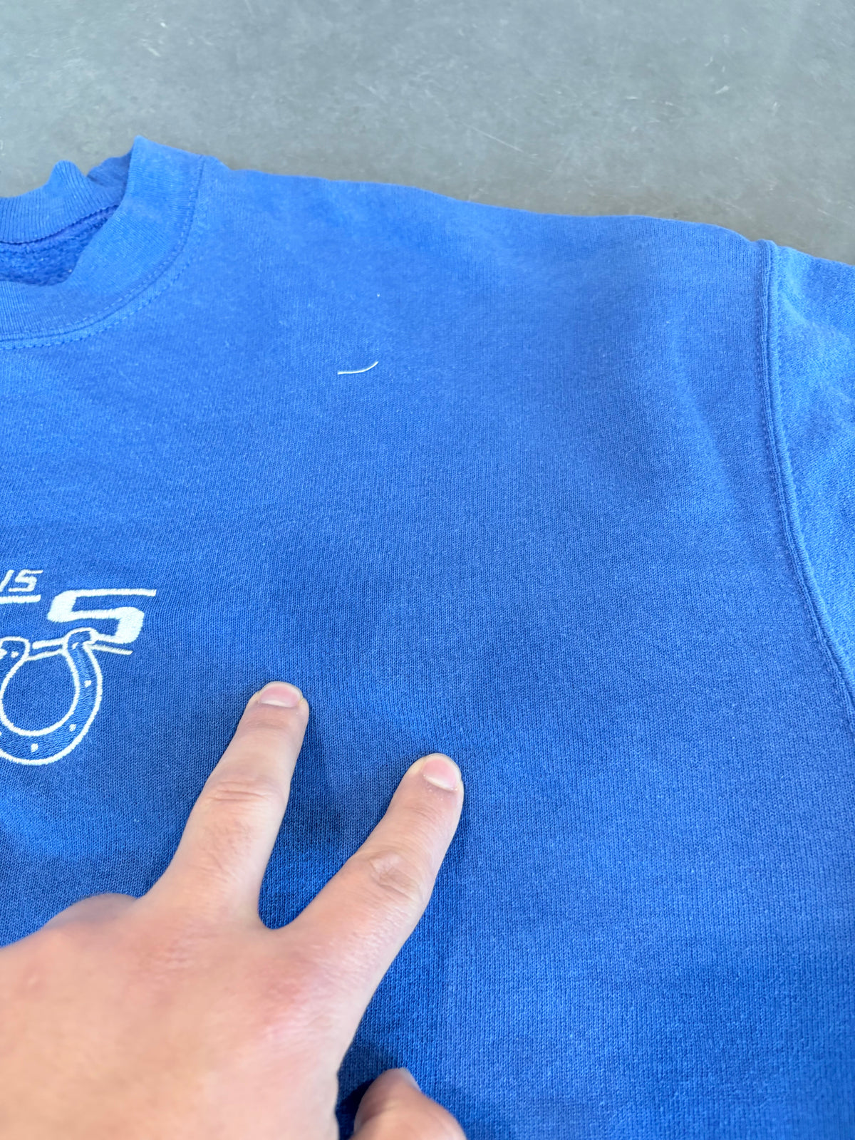 Vintage Indiana Colts Football Embroidered Graphic Sweatero