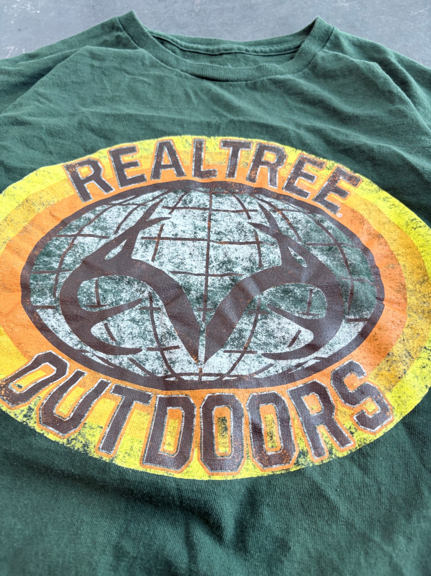 Realtree Outdoors Graphic Long Sleeve