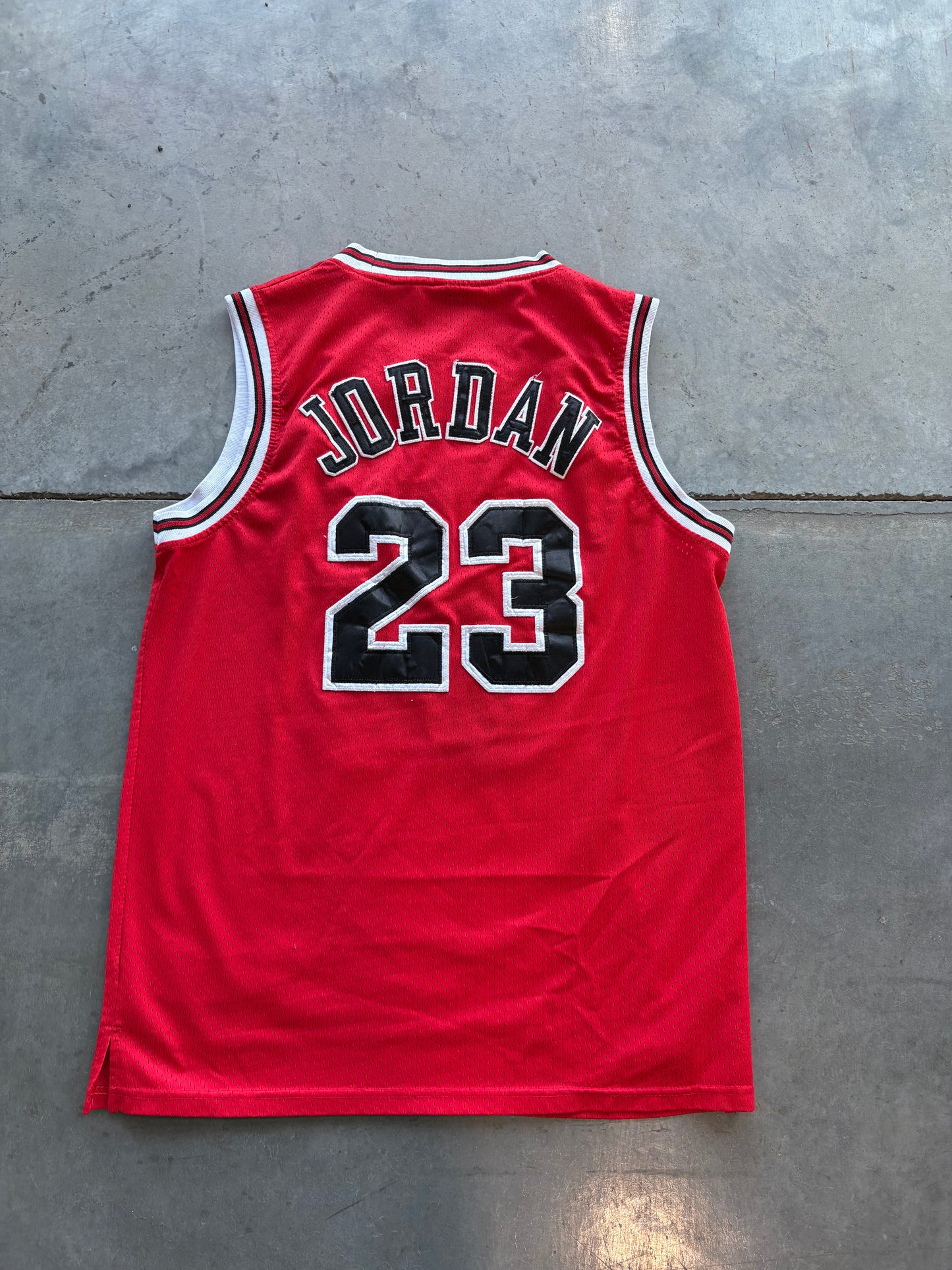 Vintage 90s Chicago Bulls #23 Michael Jordan Nike Team NBA Finals Home Jersey