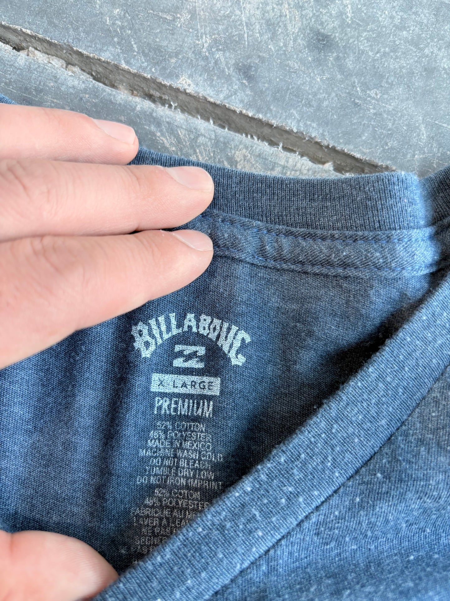 Y2K Billabong Graphic Tee