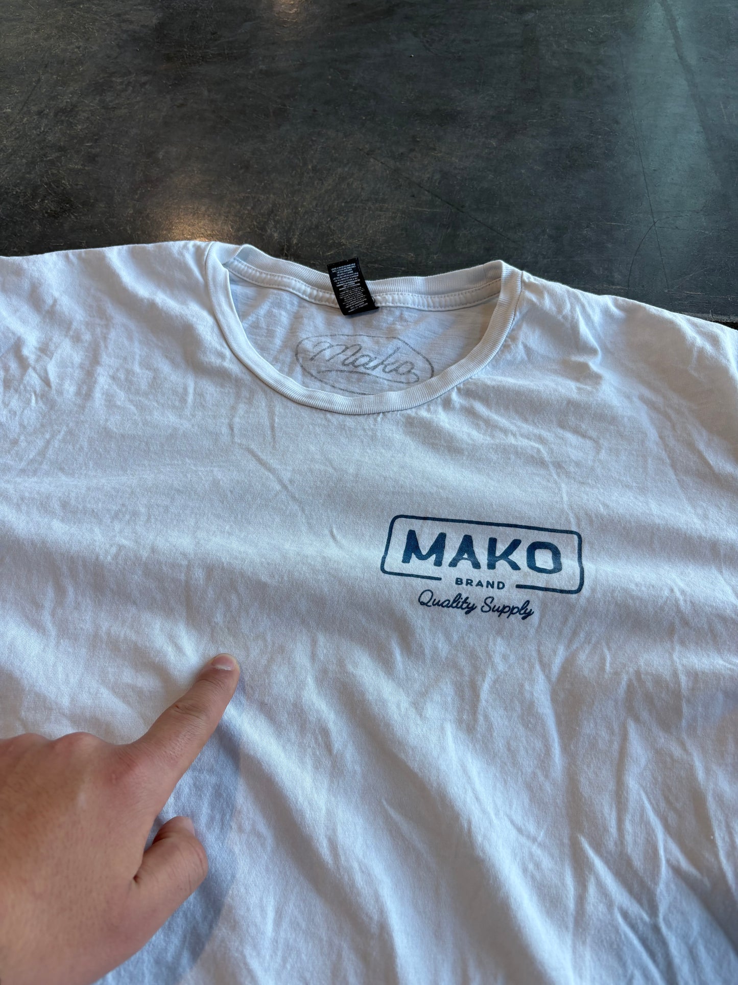 Mako Surf Graphic Tee