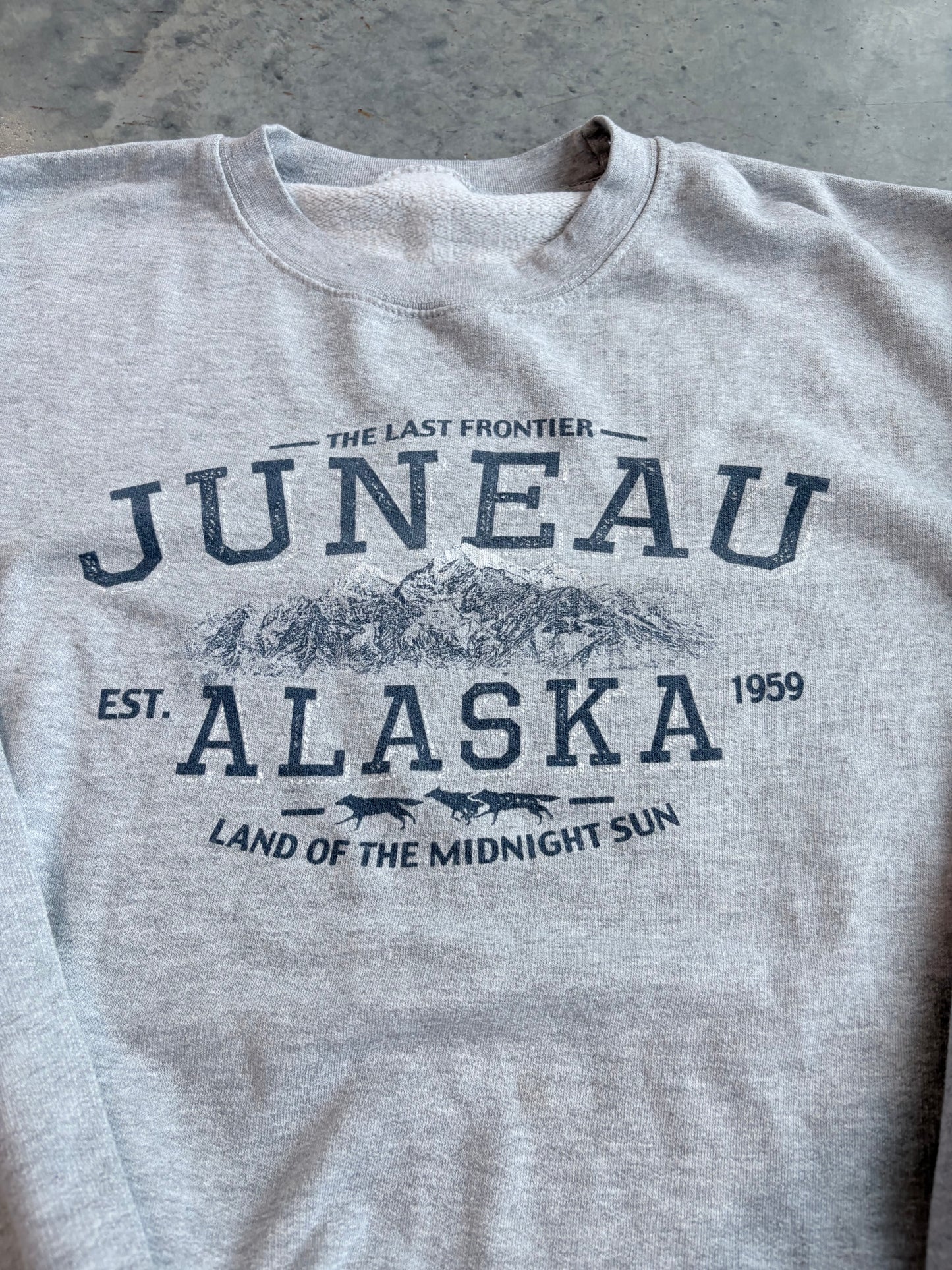 Vintage Alaska Graphic Sweater