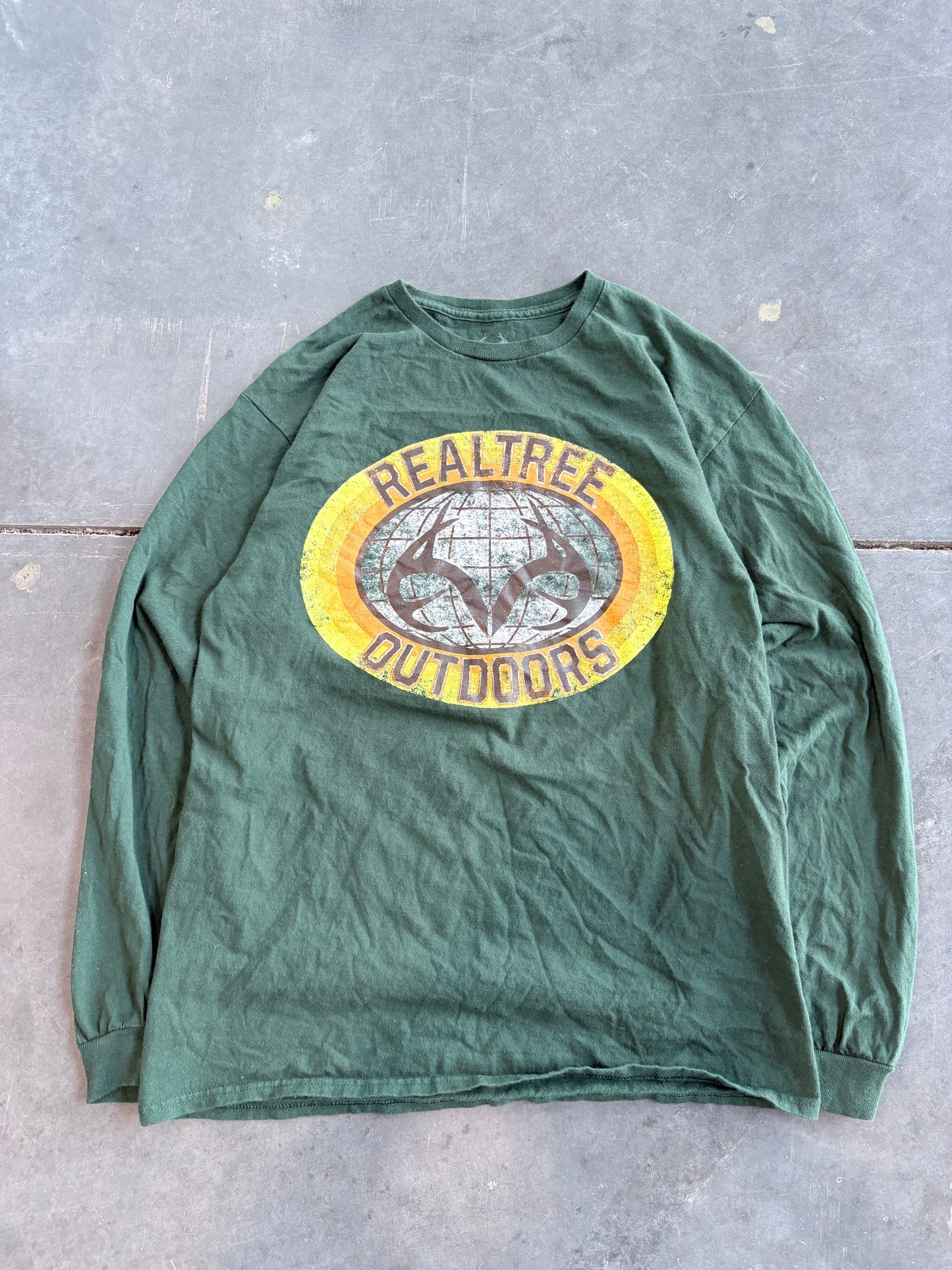 Realtree Outdoors Graphic Long Sleeve