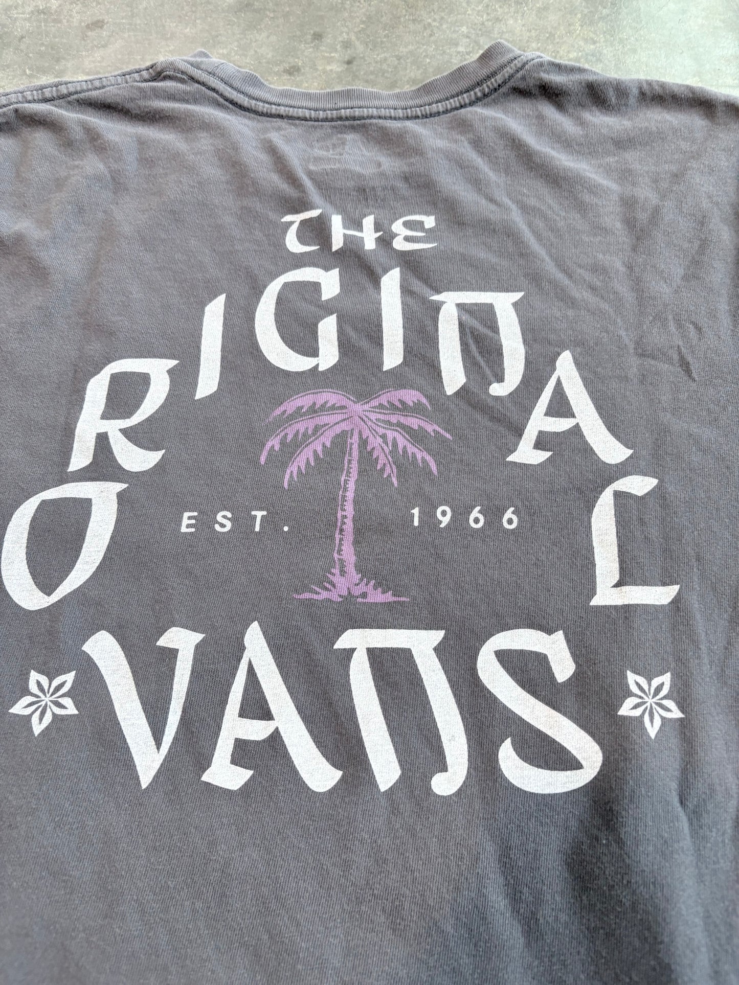 VANS Streetwear Graphic Tee