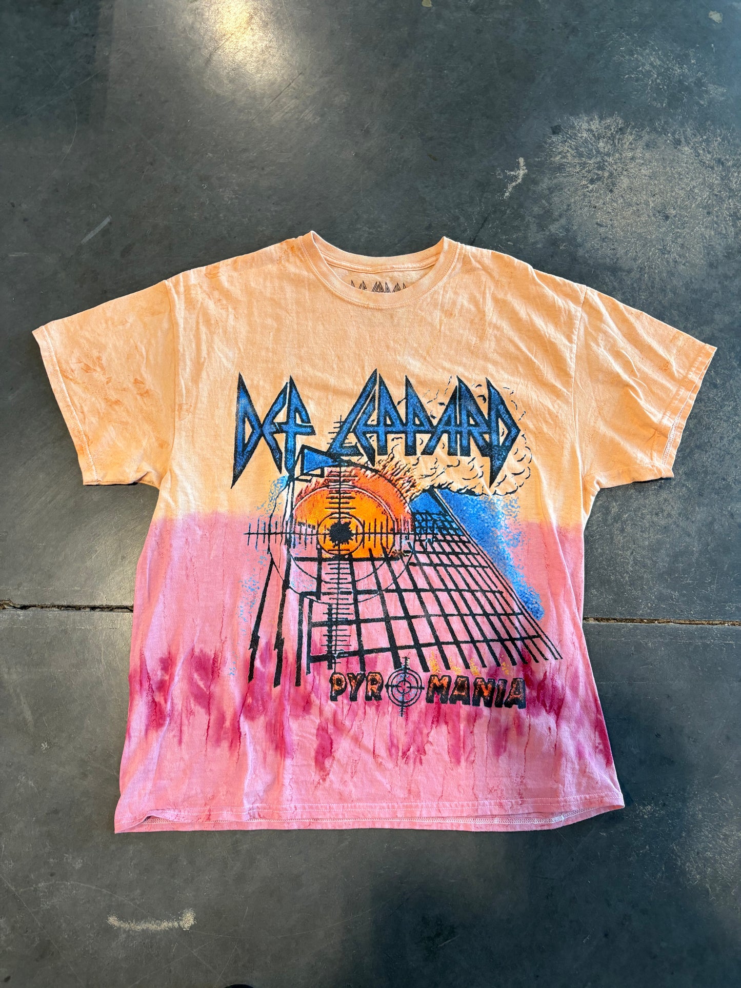 Def Leppard Graphic Tee