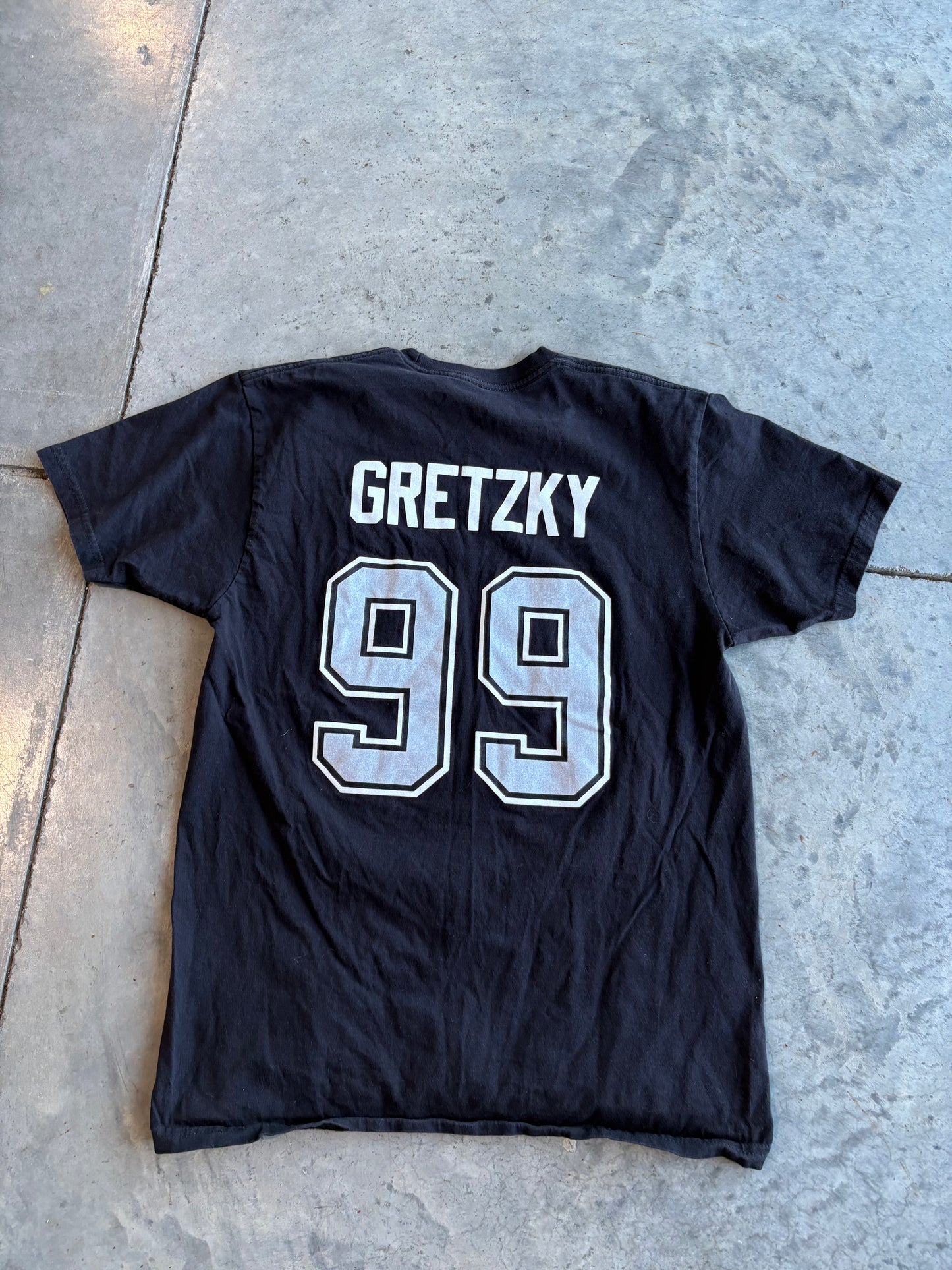 Sacramento Kings Mitchell & Ness #99 Gretzky Vintage Hockey Graphic Tee