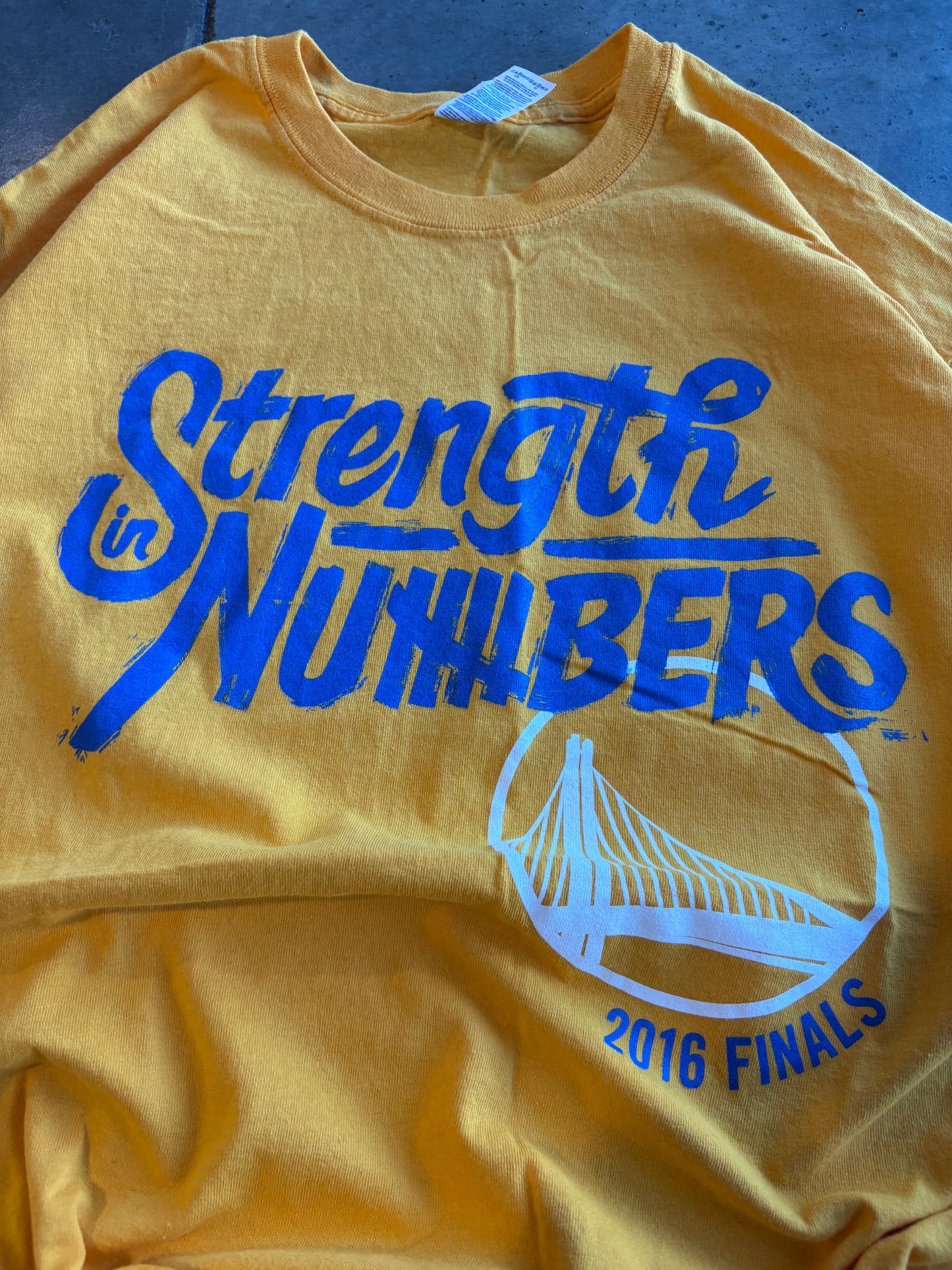 Gold State Warriors Graphic Tee