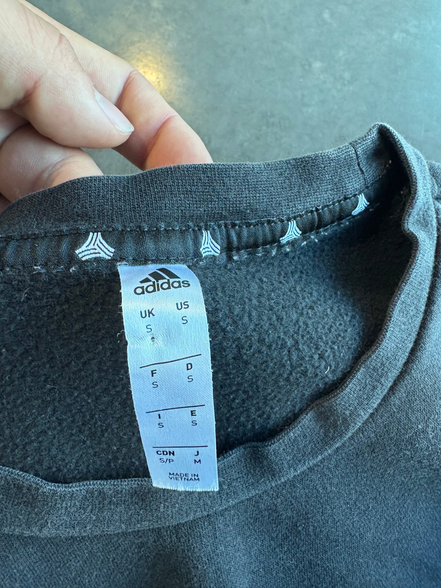Adidas Sweater