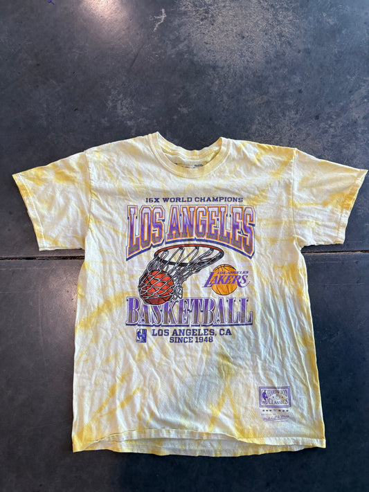 Los Ángeles Lakers Mitchell & Ness Graphic Tee