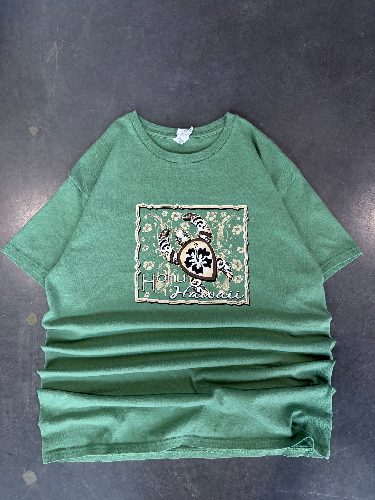 Y2K Honu Hawaii Graphic Tee