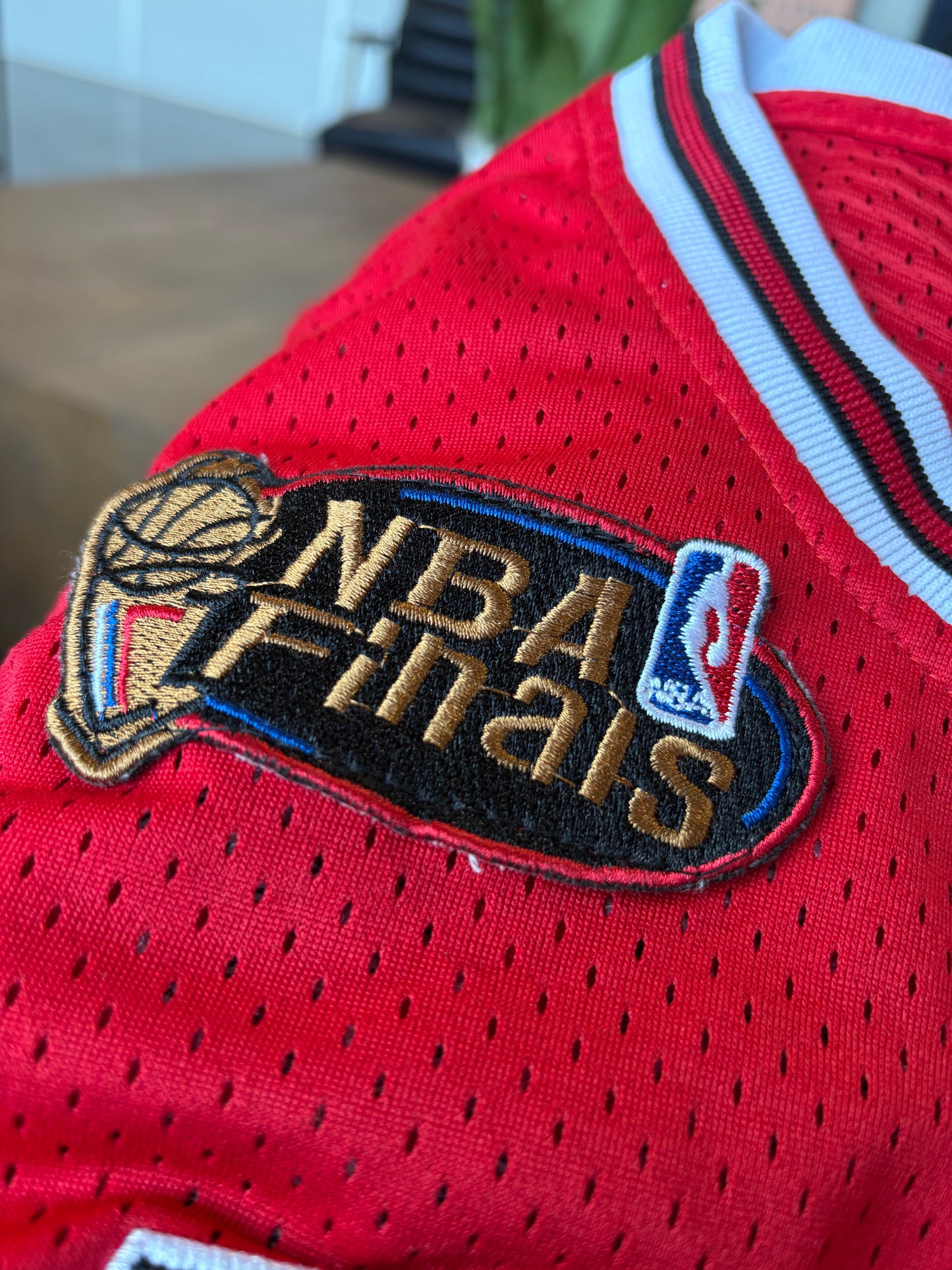 Vintage 90s Chicago Bulls #23 Michael Jordan Nike Team NBA Finals Home Jersey