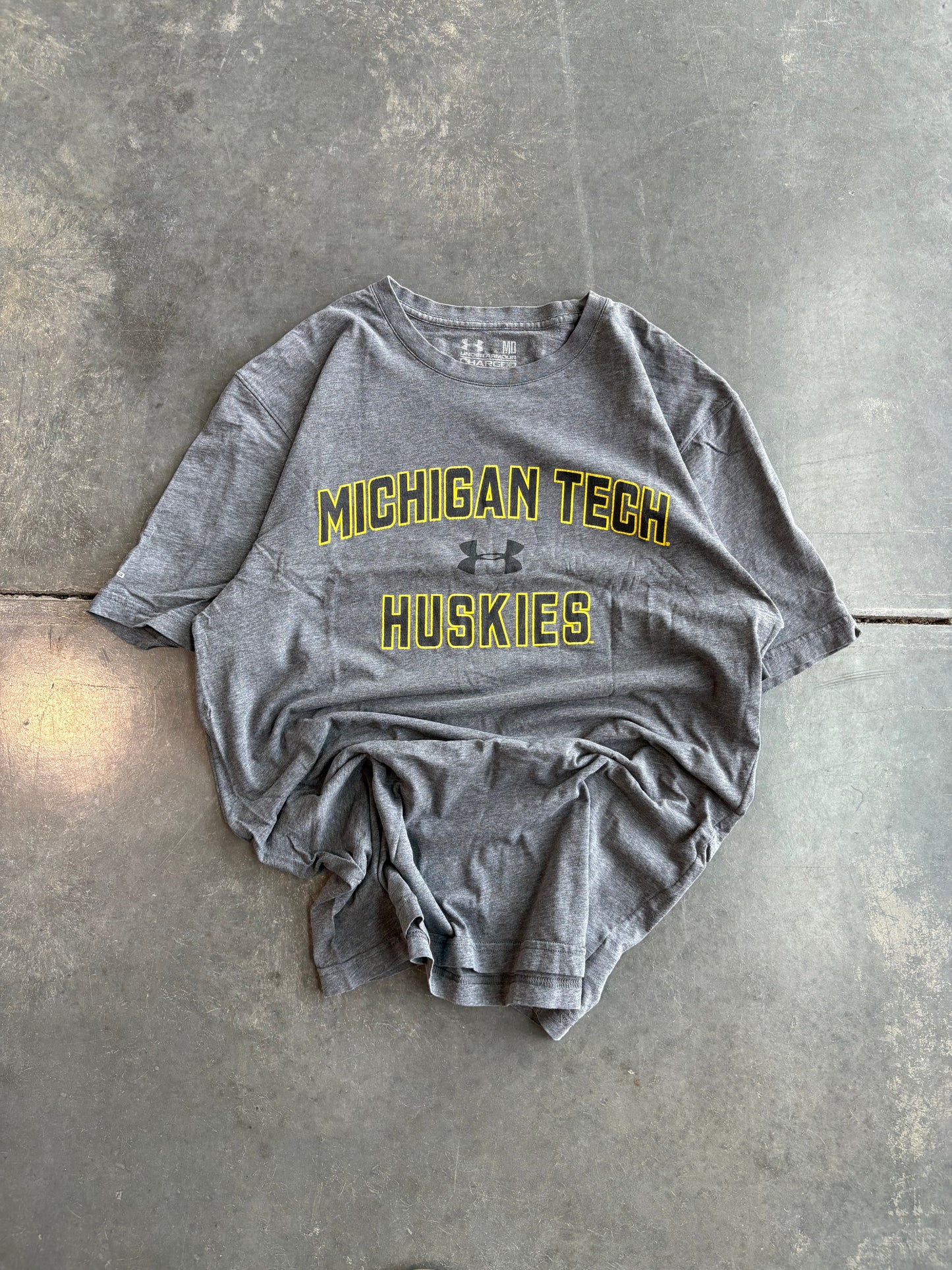 Michigan Tech Huskies Graphic Tee