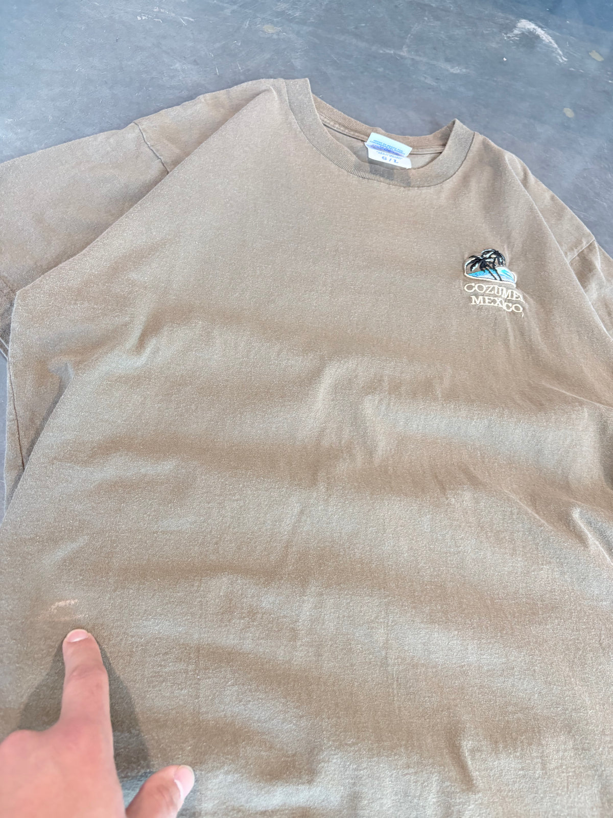 Vintage Conzumel Embroidered Chest Crest Graphic Tee