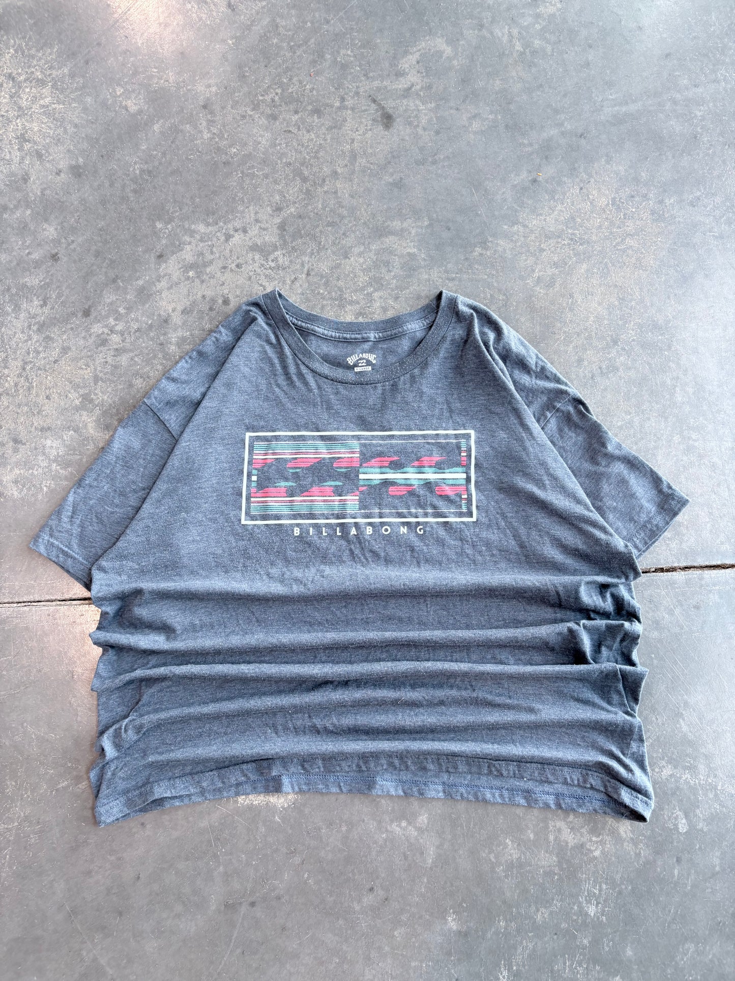 Y2K Billabong Graphic Tee