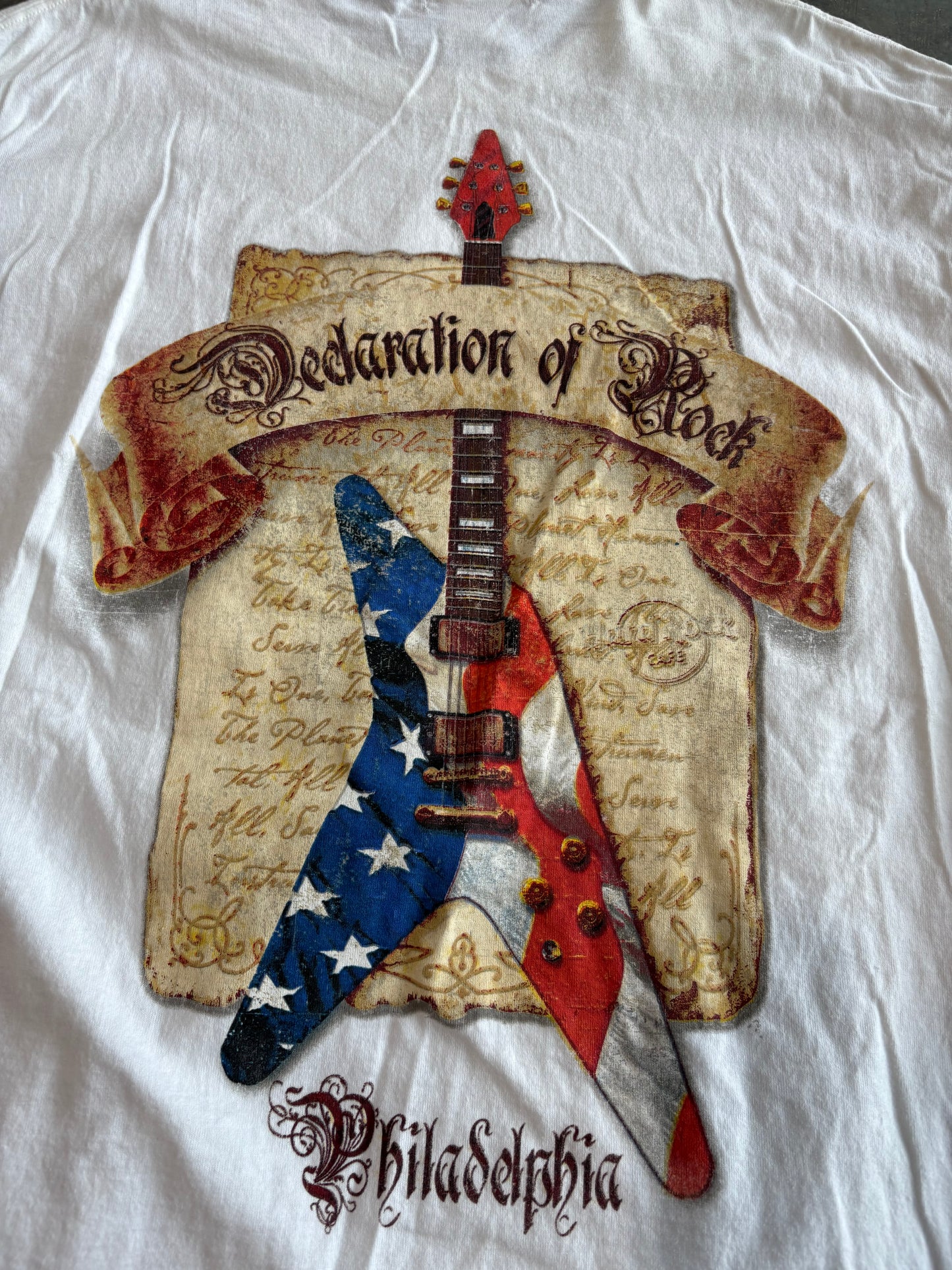 Vintage Hard Rock Cafe Philadelphia Graphic Tee