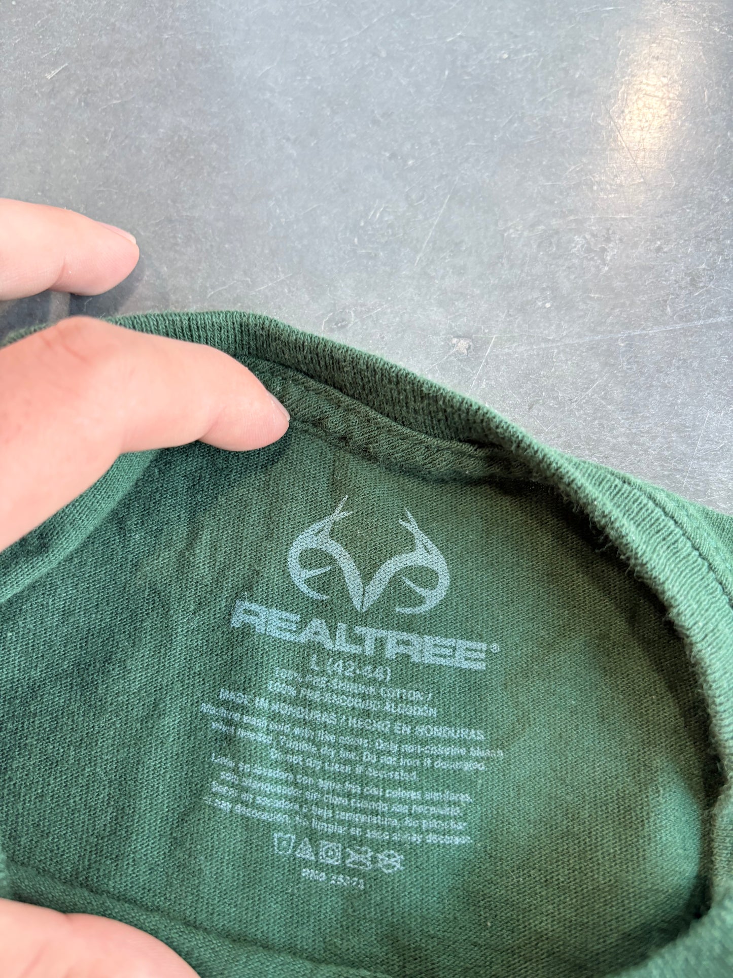 Realtree Outdoors Graphic Long Sleeve