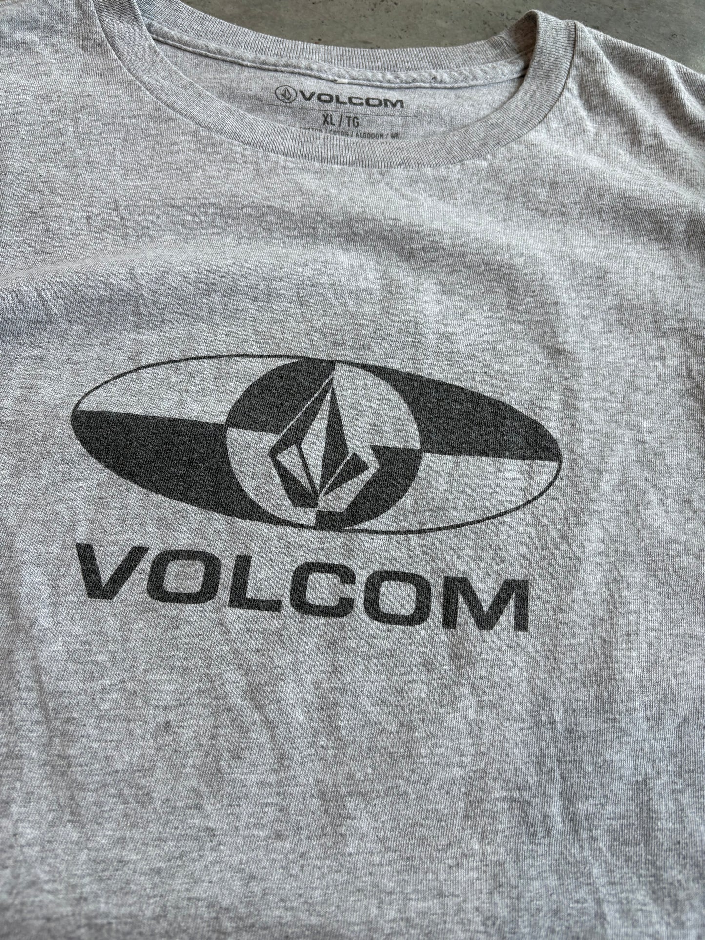 Y2K Volcom Graphic Long Sleeve