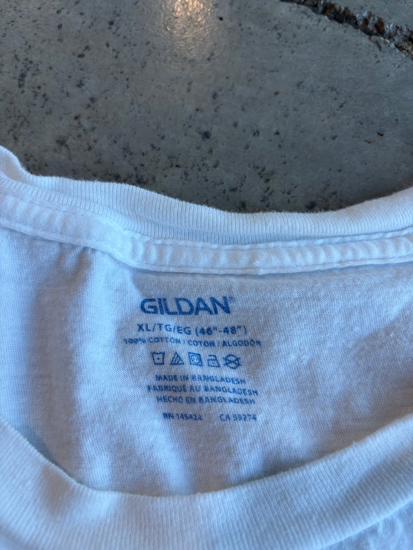 Vintage BYU Cougars Graphic Tee