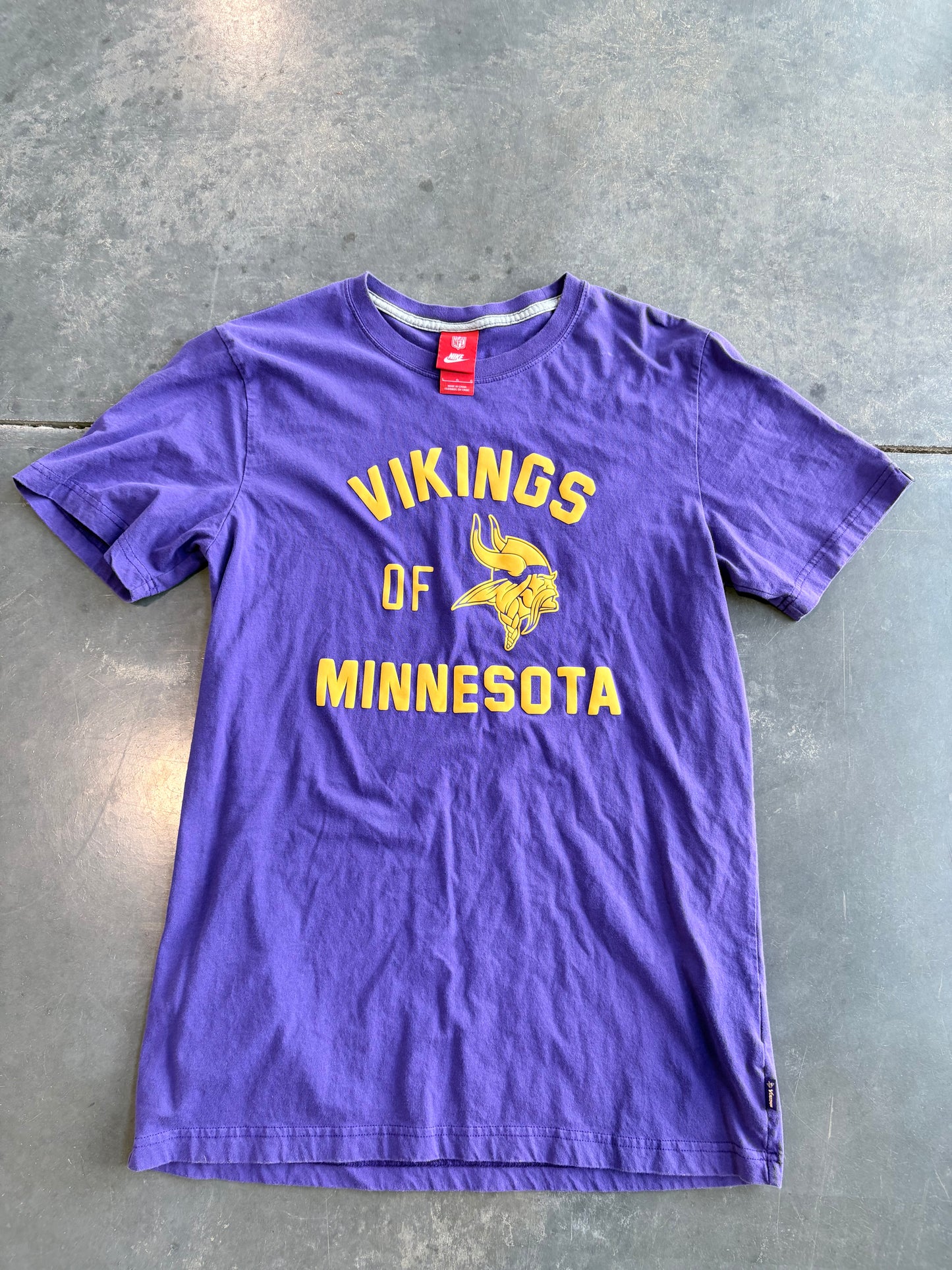 Minnesota Vikings Nike Graphic Tee
