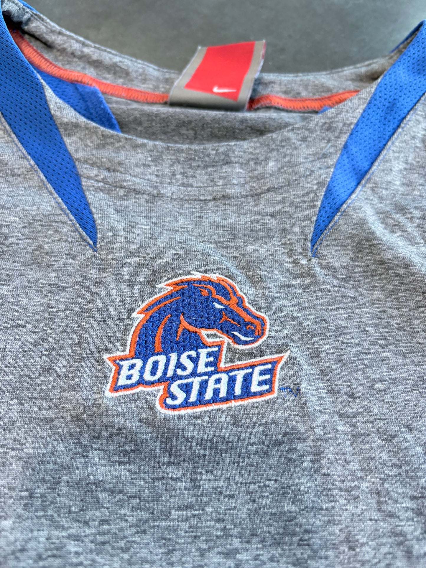 Y2K Boise State Broncos Nike Team Training Jersey