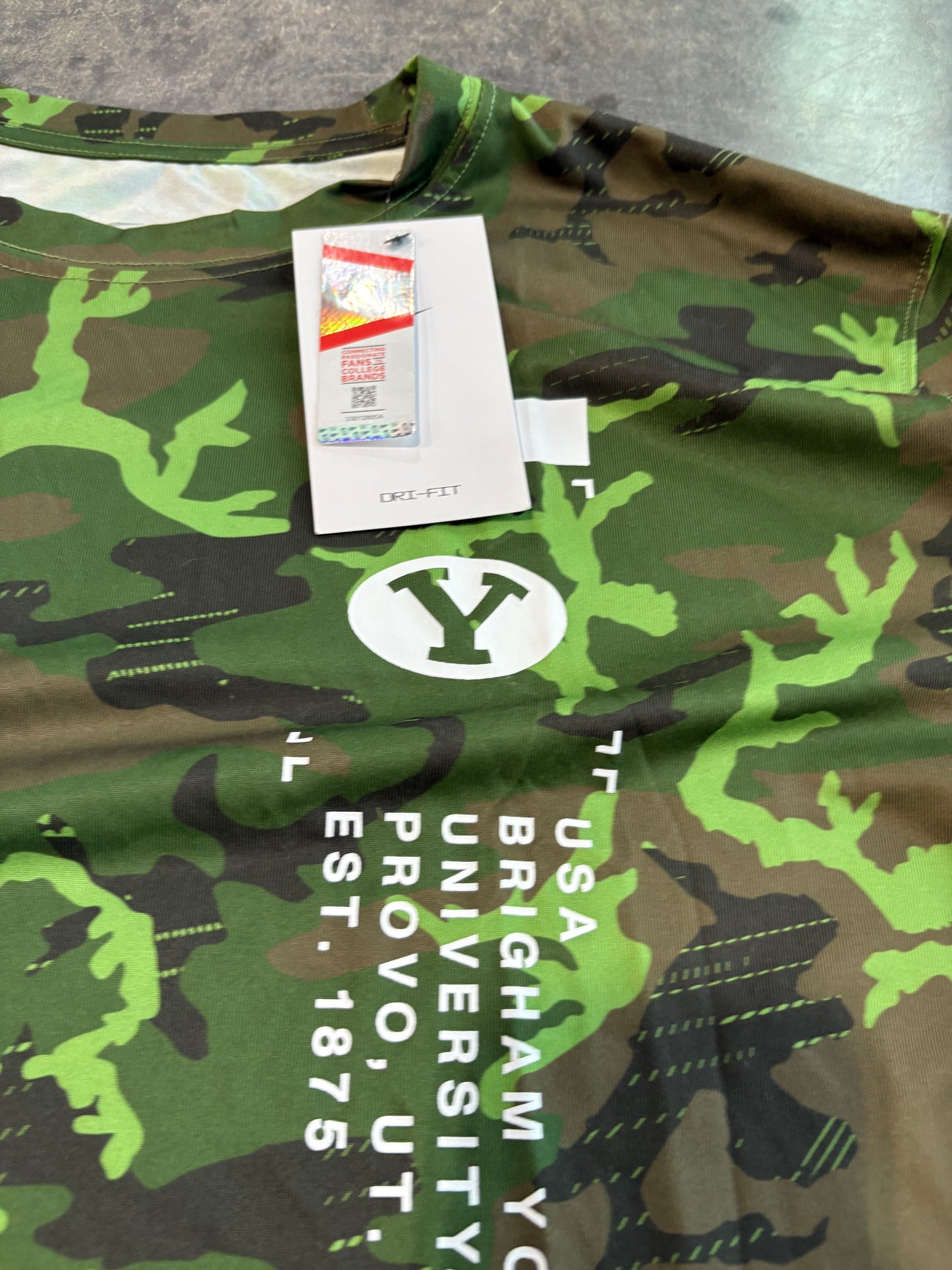 BYU Camo Nike Tee *NEW WITH TAGS*