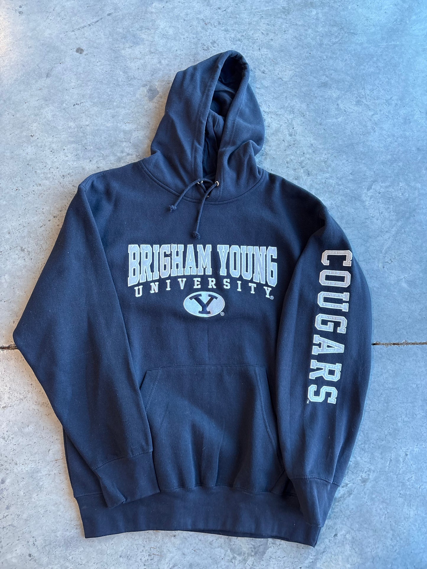 Vintage Y2K BYU Cougars Embroidered Graphic Hoodie