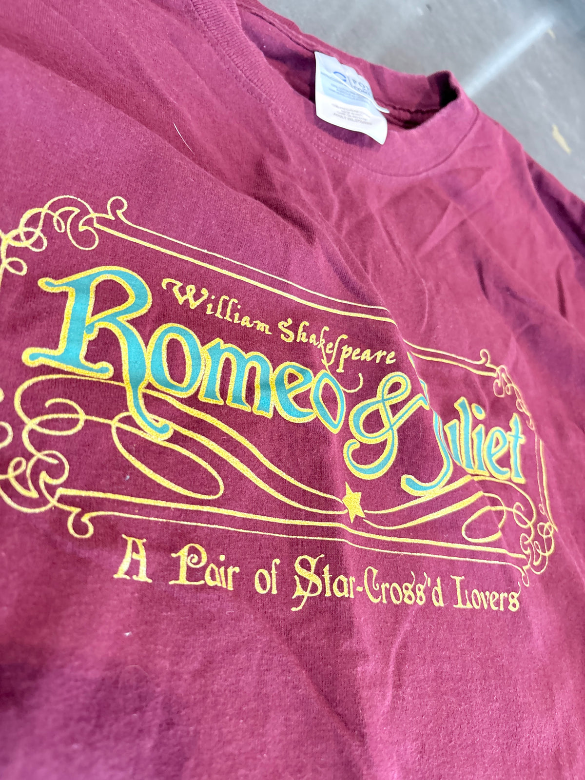 Vintage Y2K Romeo & Juliet Graphic Long Sleeve
