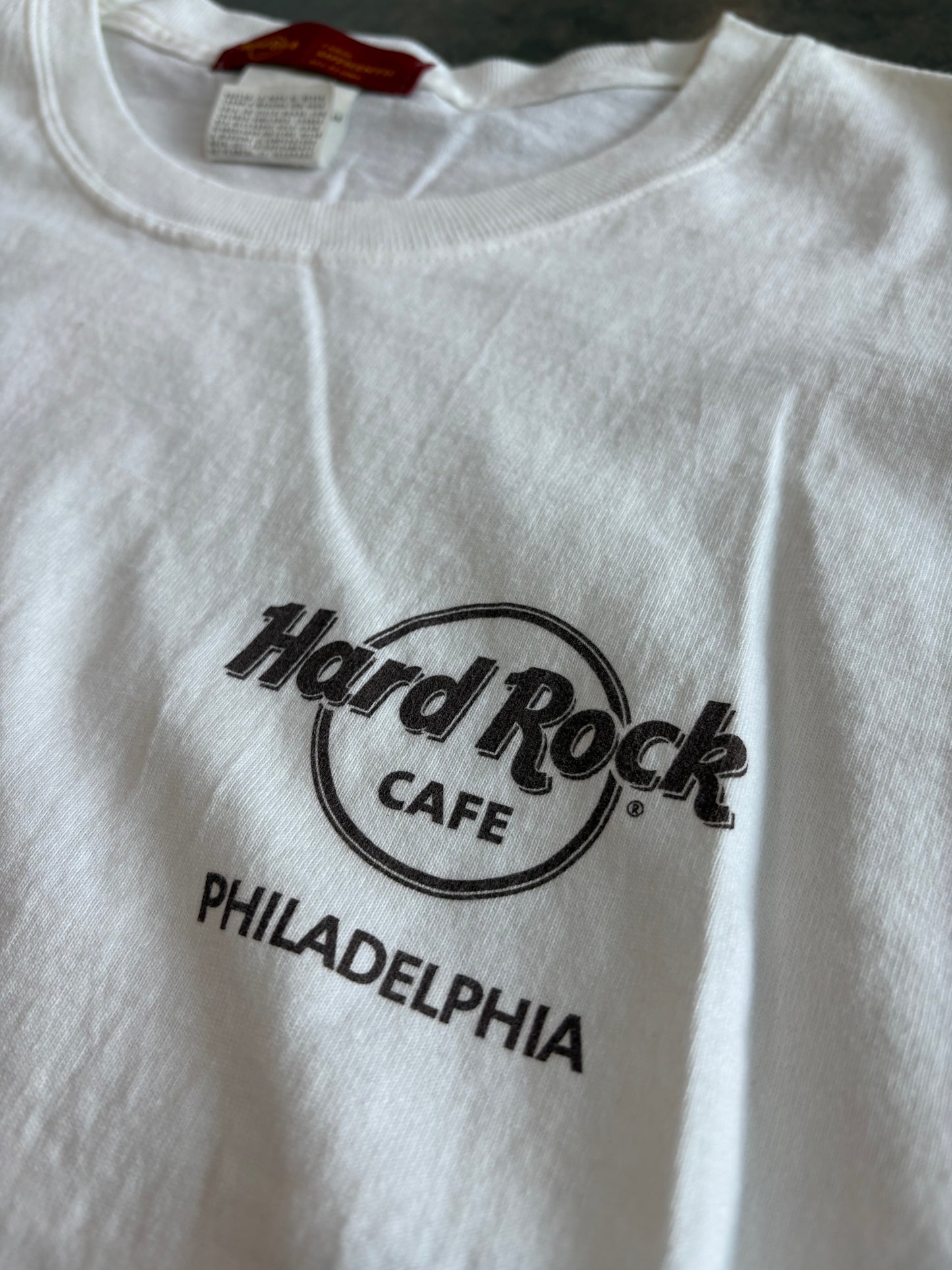 Vintage Hard Rock Cafe Philadelphia Graphic Tee