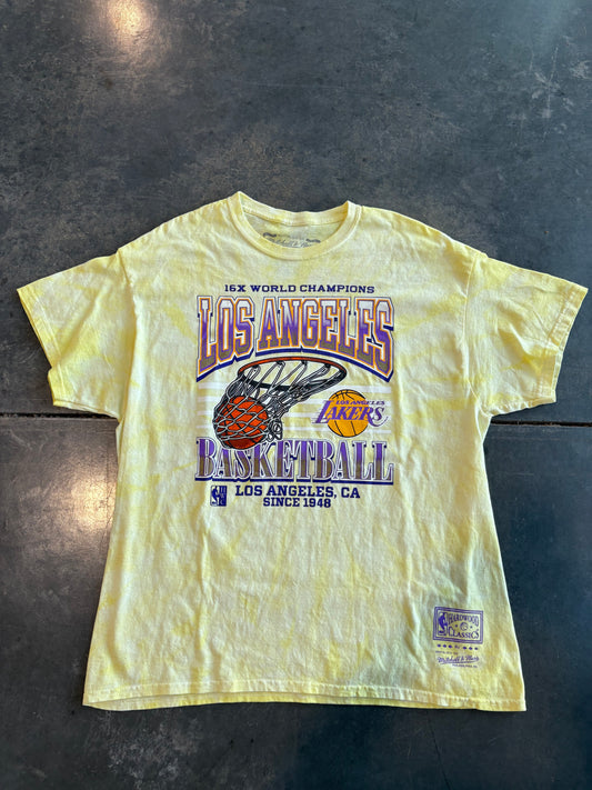 Los Ángeles Lakers Mitchell & Ness Graphic Tee