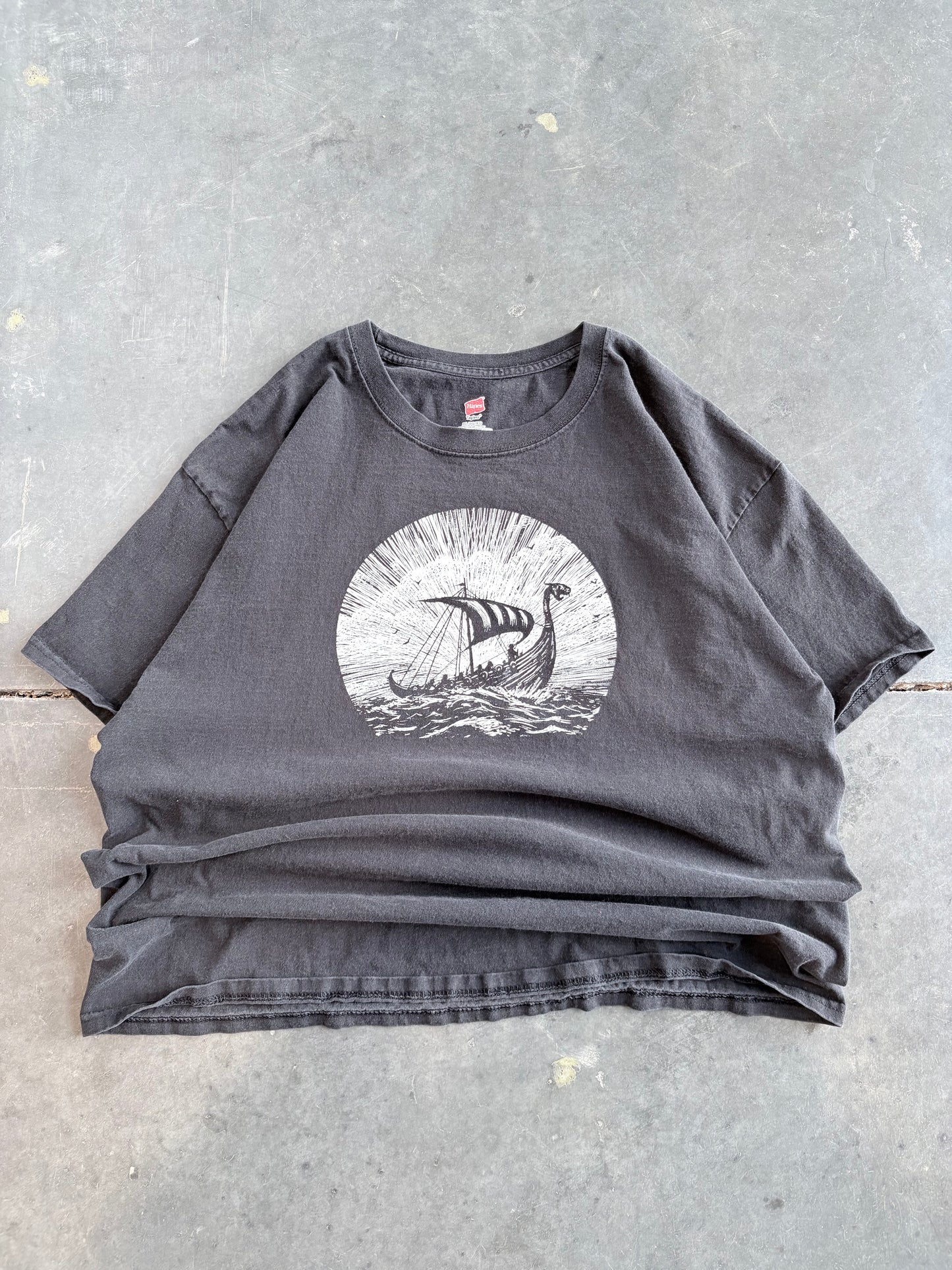 Grunge Y2K Graphic Tee