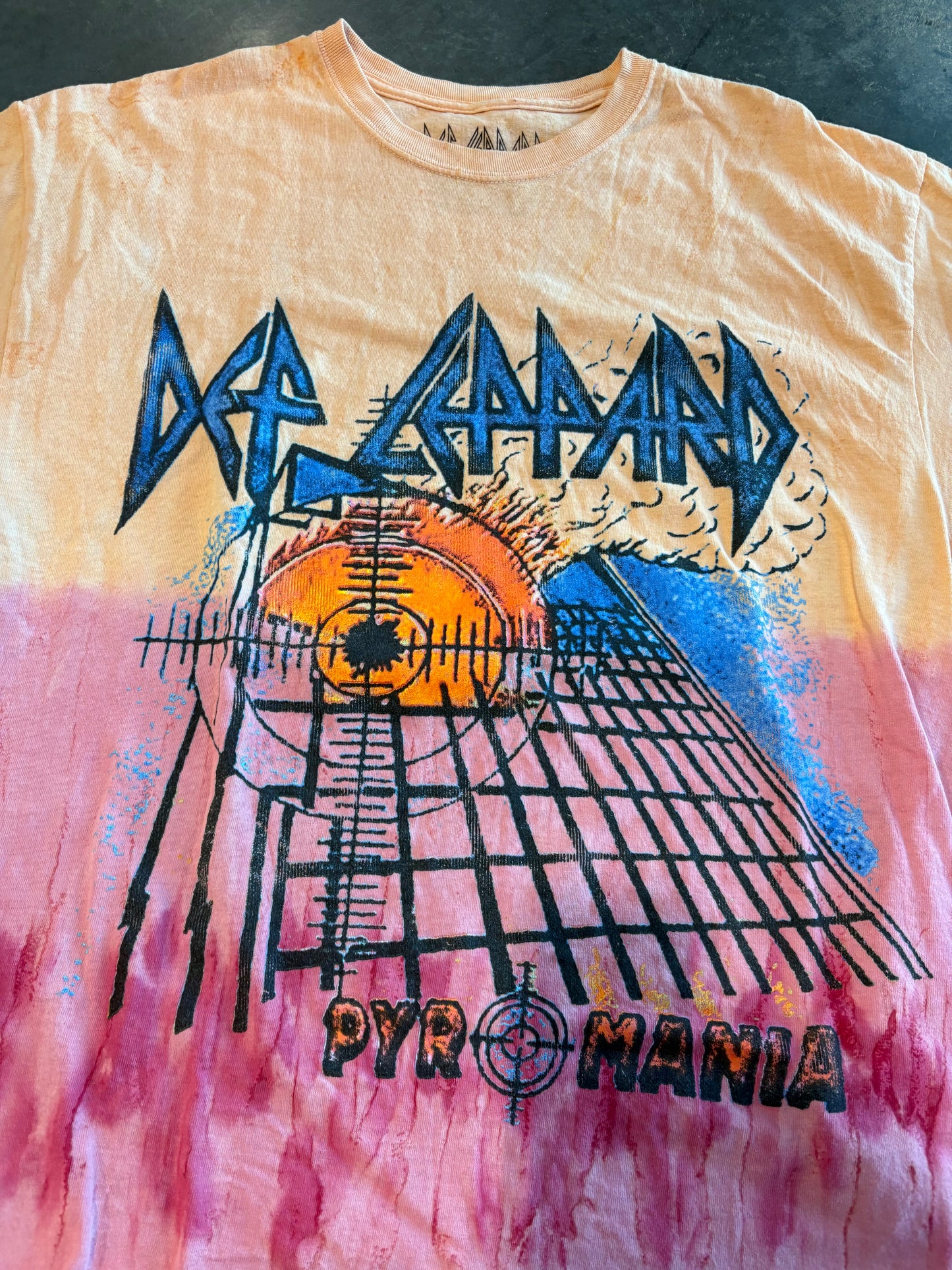 Def Leppard Graphic Tee