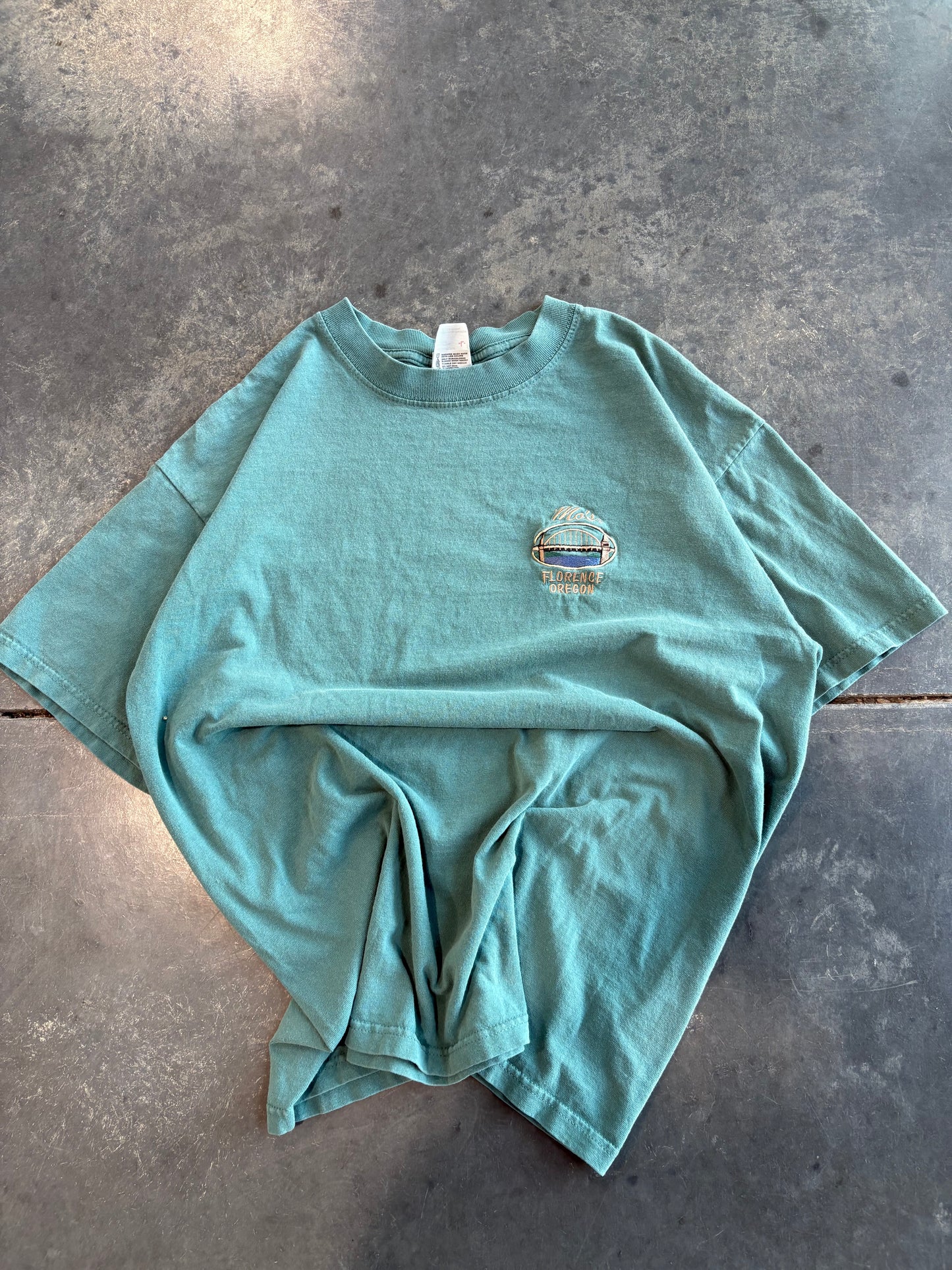 Vintage Oregon Graphic Tee