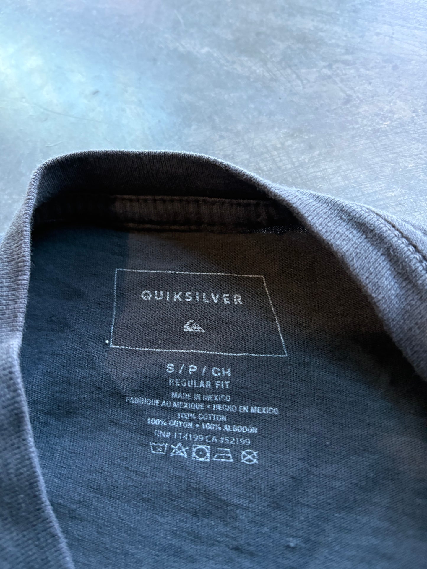 Quicksilver Grunge Graphic Tee