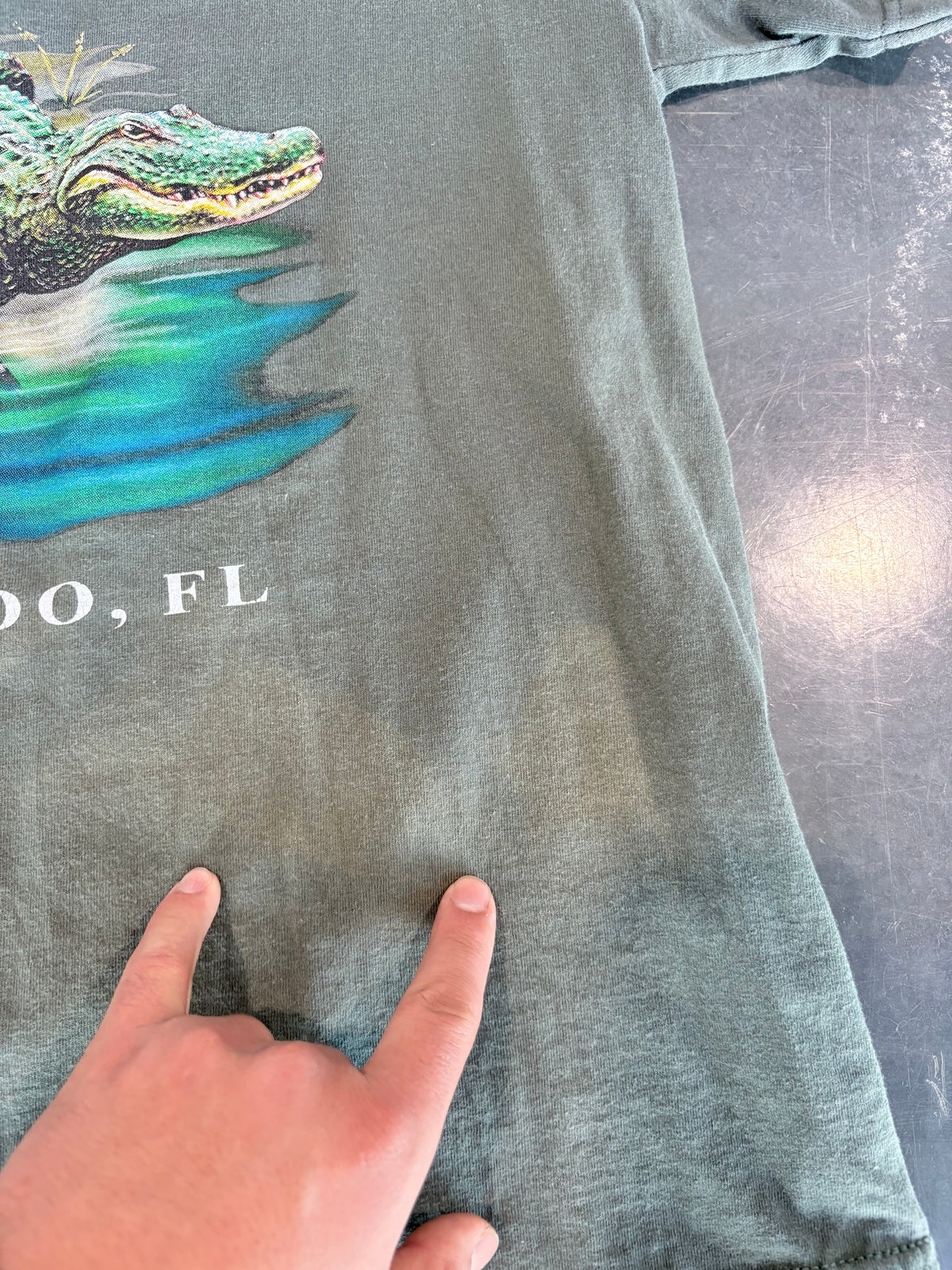 Vintage Y2K Alligator Florida Graphic Tee